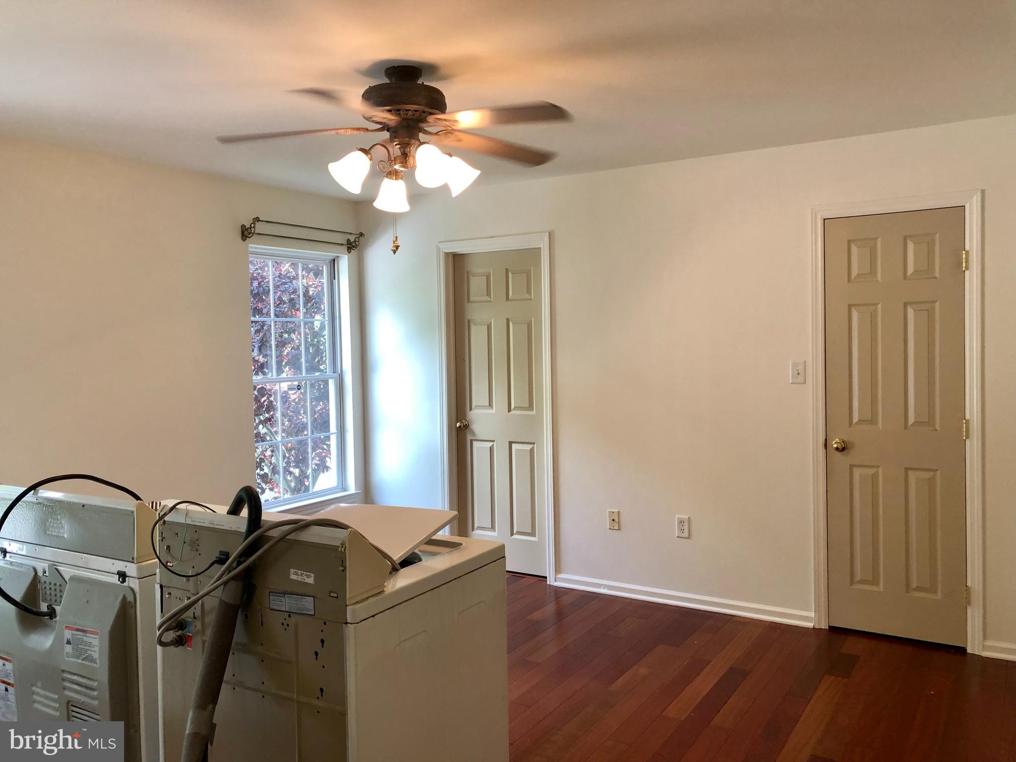 PATHFINDER MEADOWS - Residential Lease