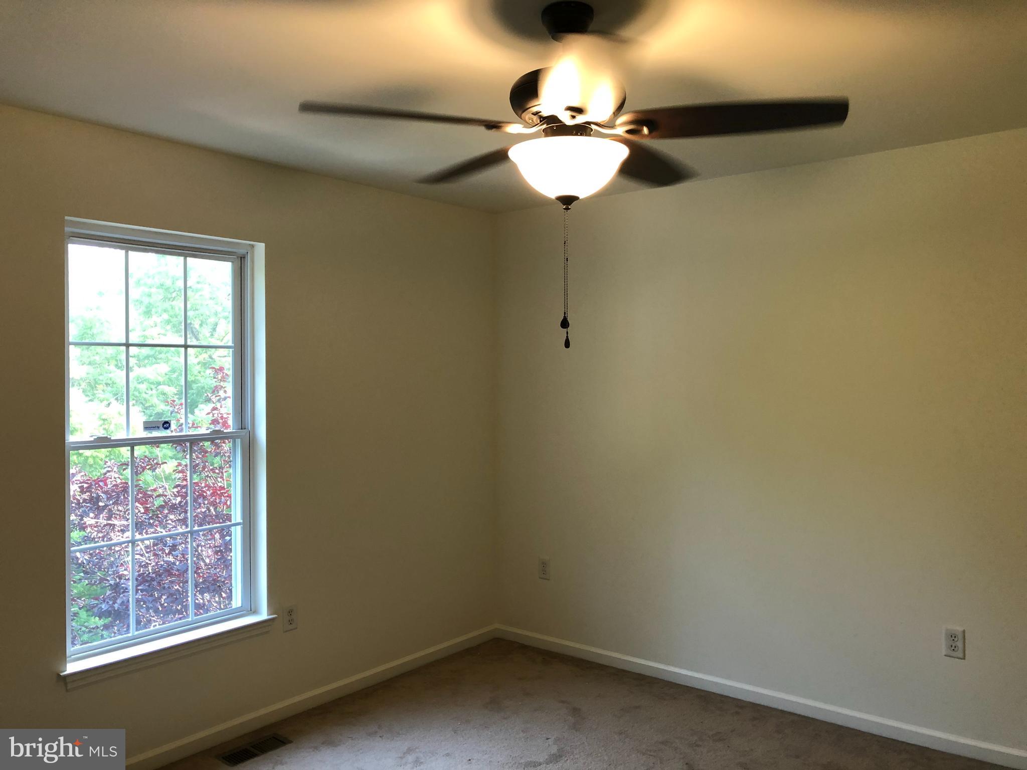 PATHFINDER MEADOWS - Residential Lease