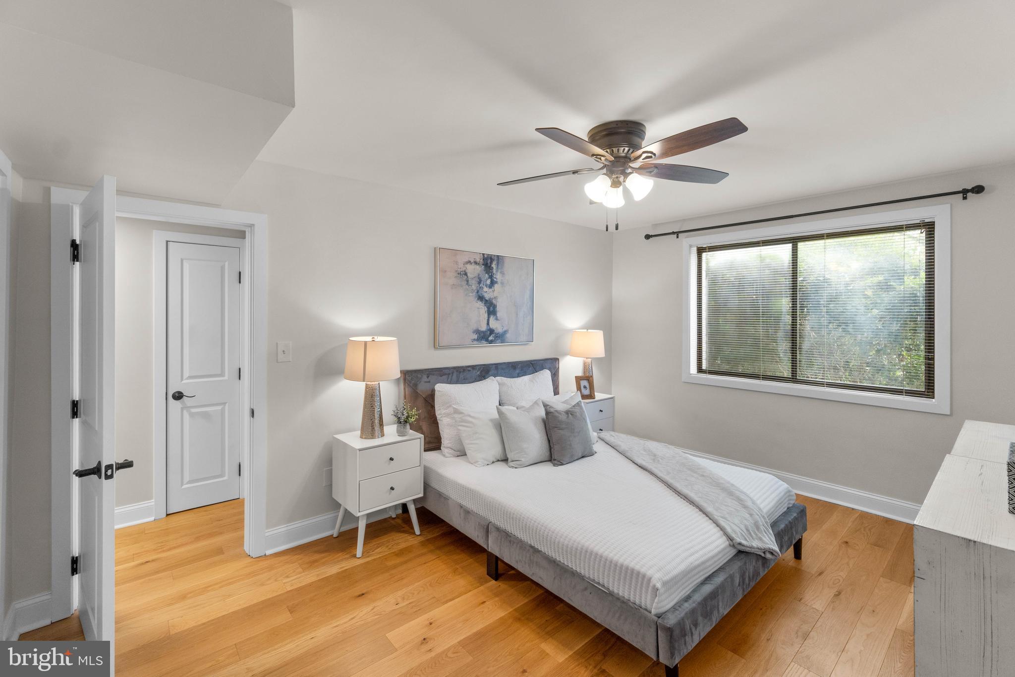 ADAMS HOUSE - Residential