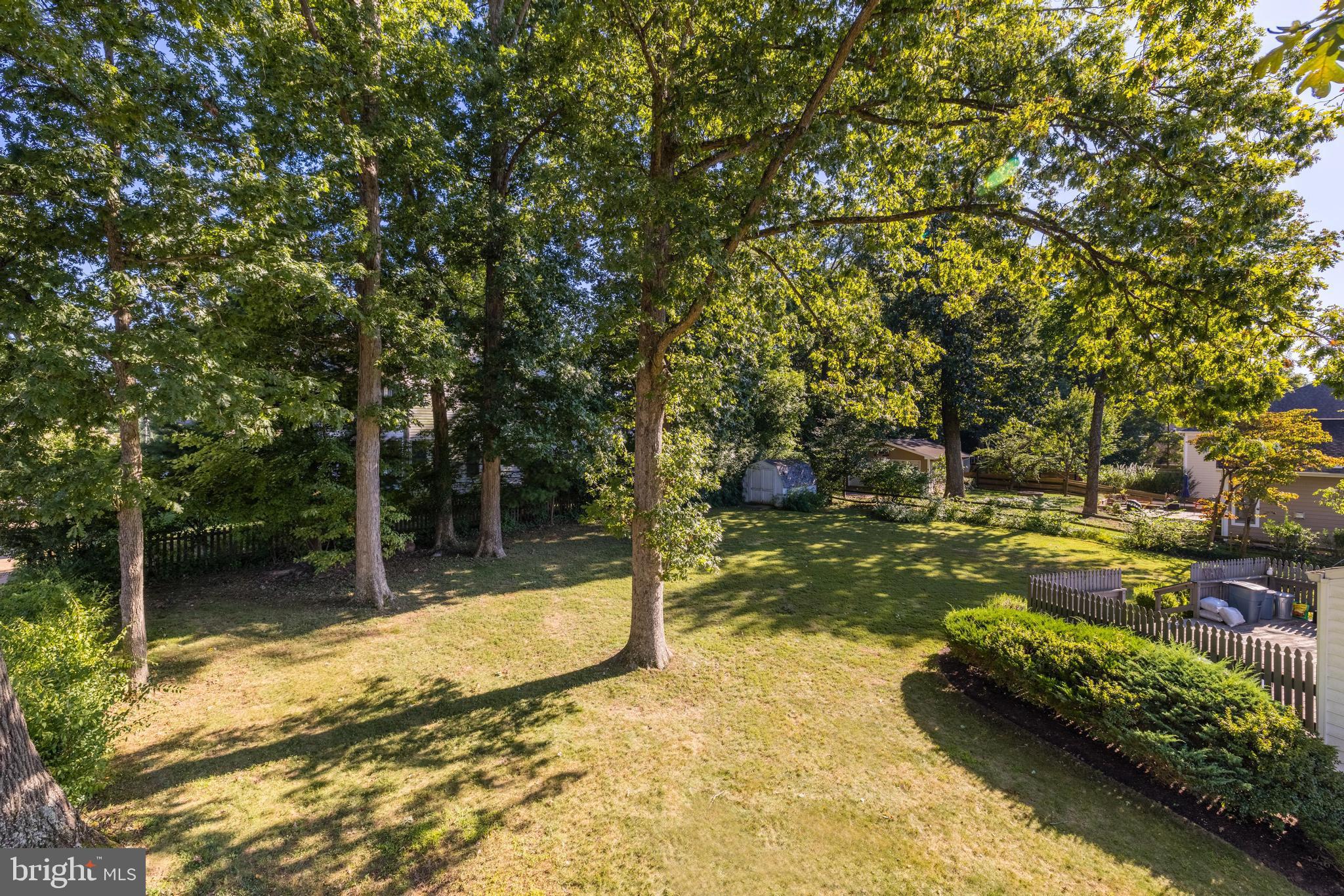 KING CREST - Residential