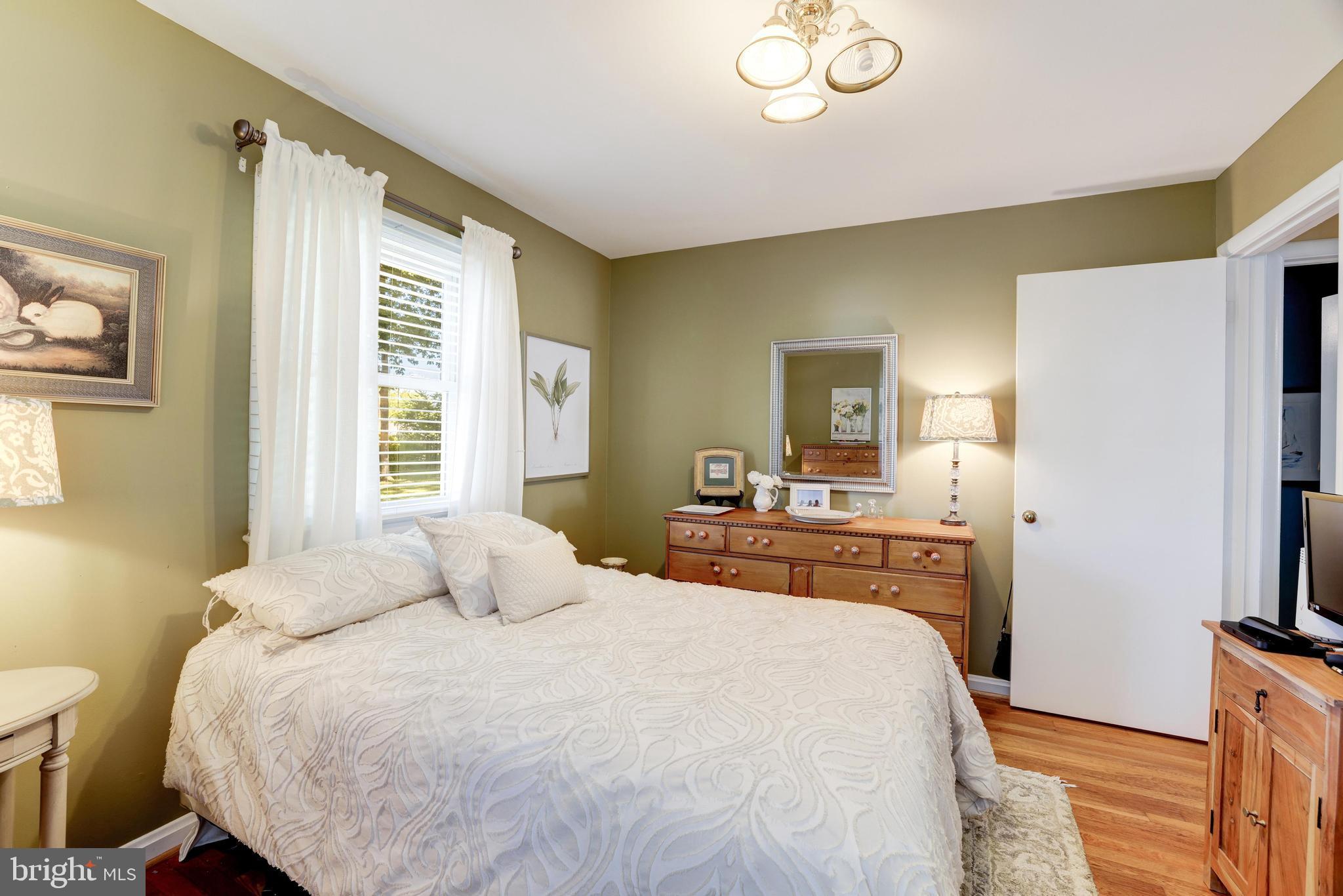 KING CREST - Residential