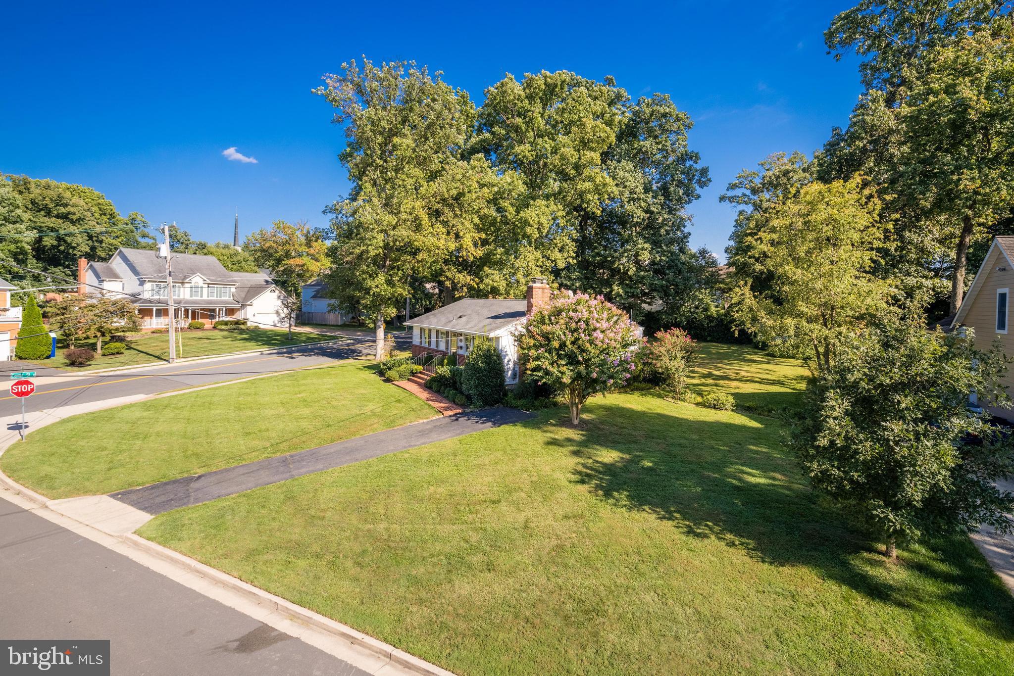 KING CREST - Residential