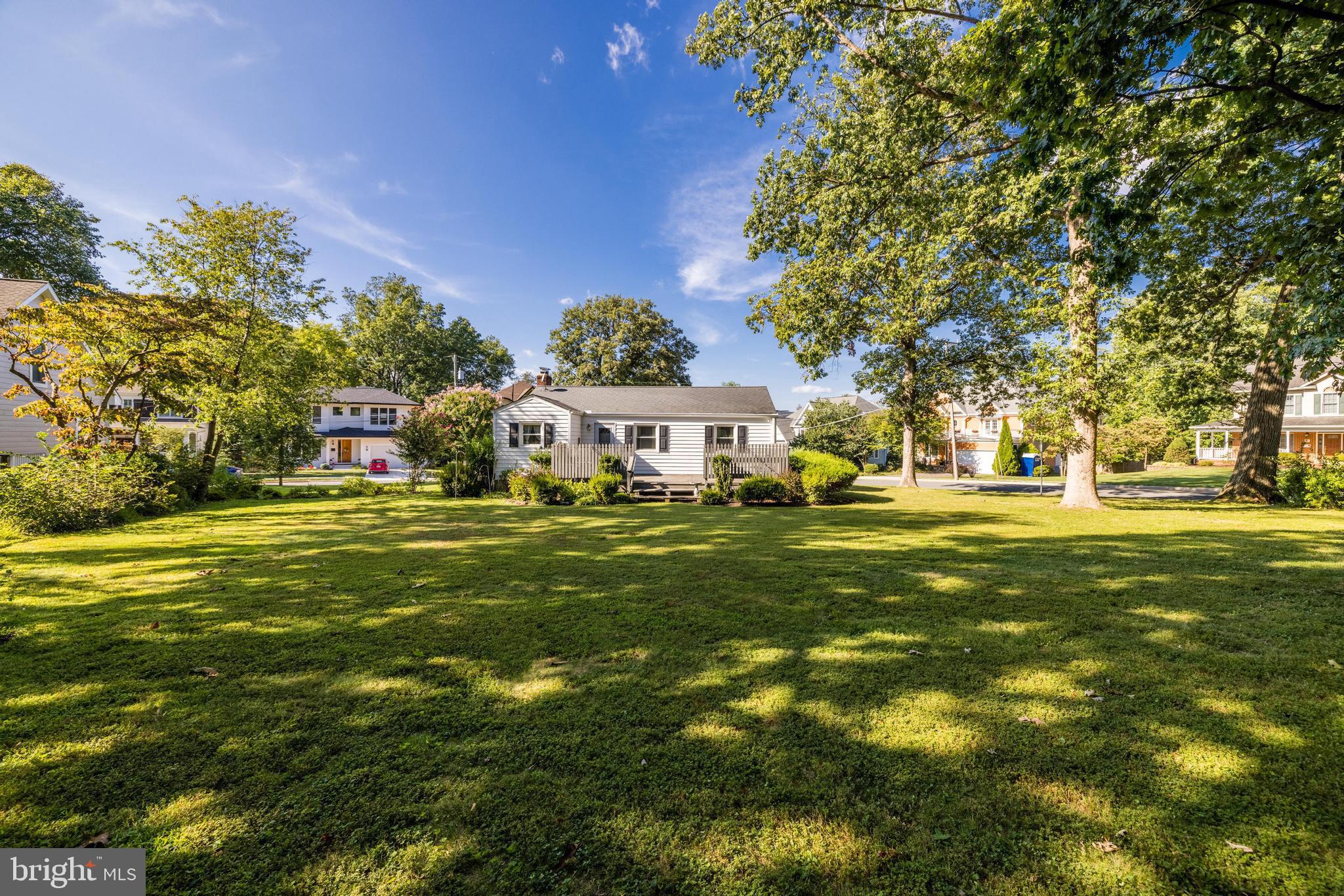 KING CREST - Residential