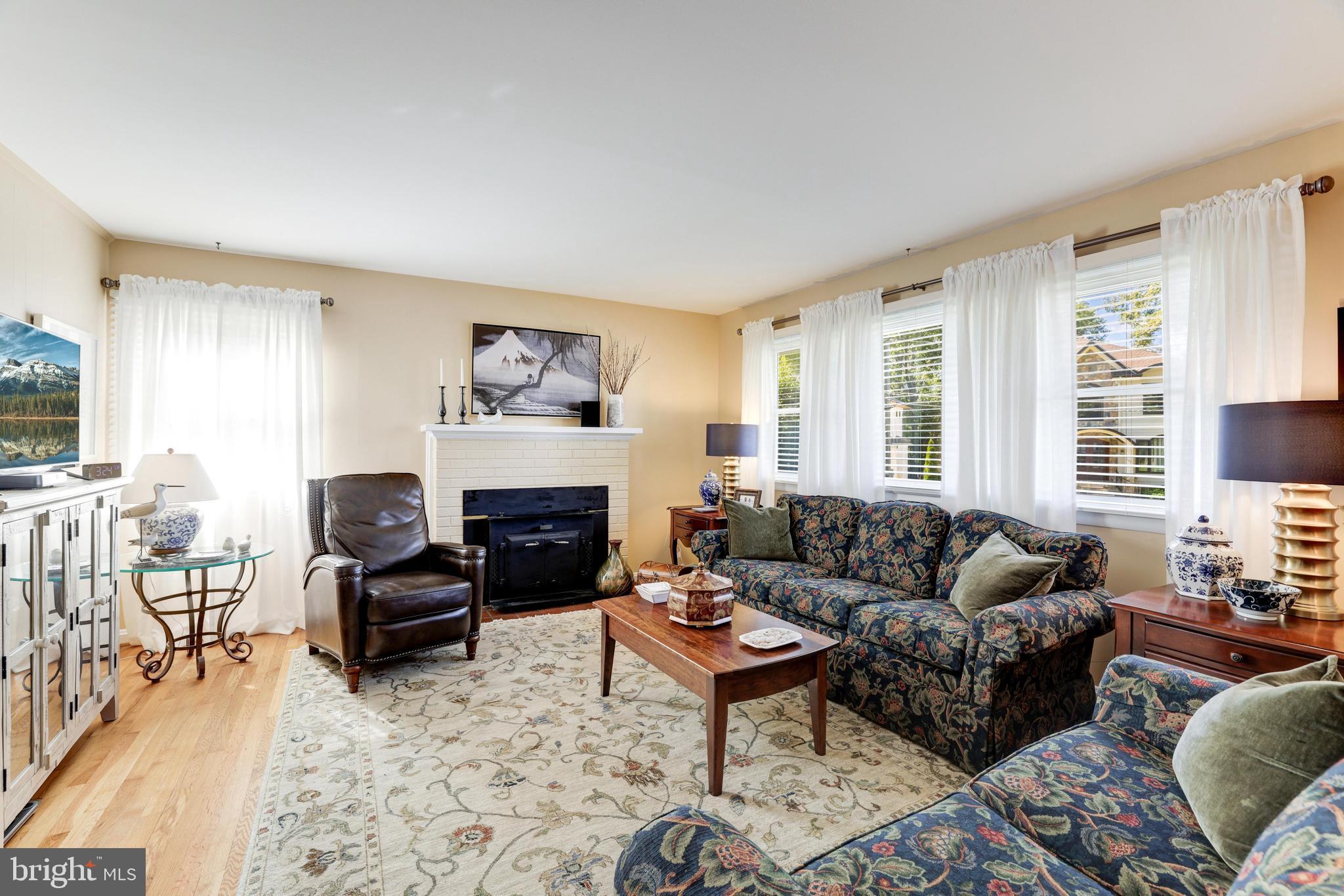 KING CREST - Residential