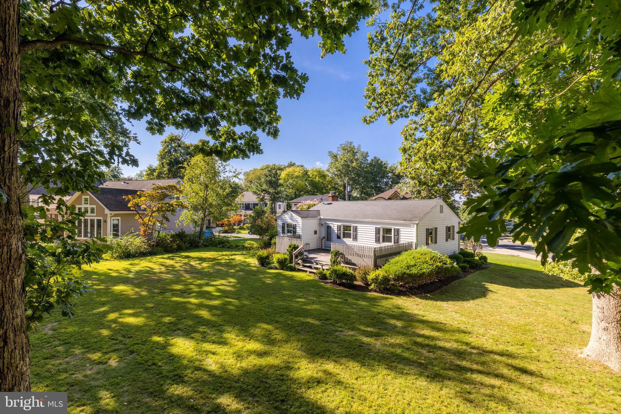 KING CREST - Residential