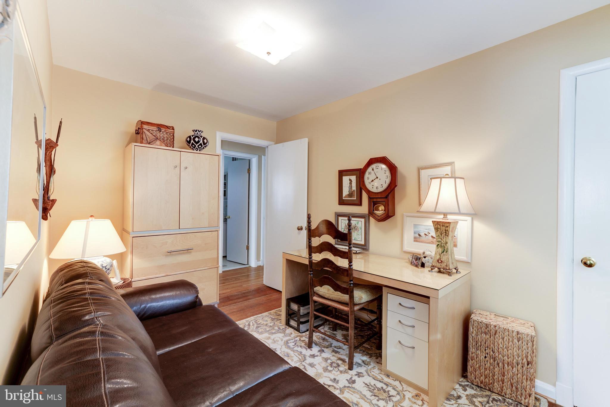 KING CREST - Residential