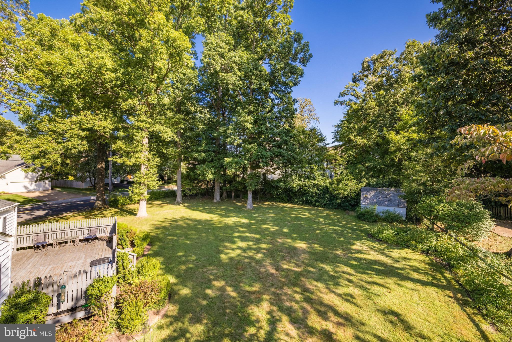 KING CREST - Residential