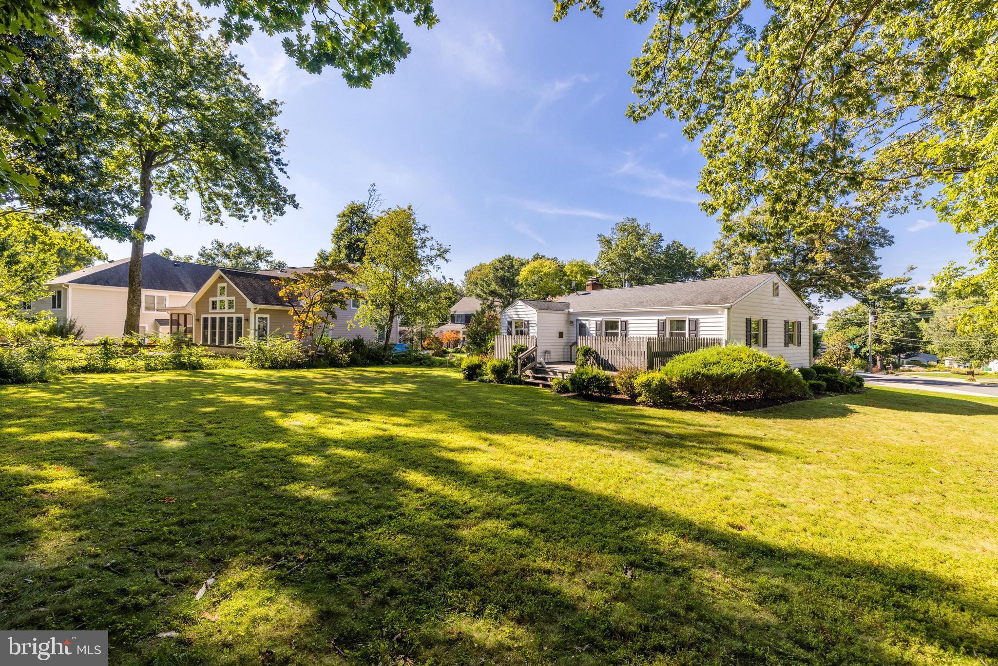 KING CREST - Residential