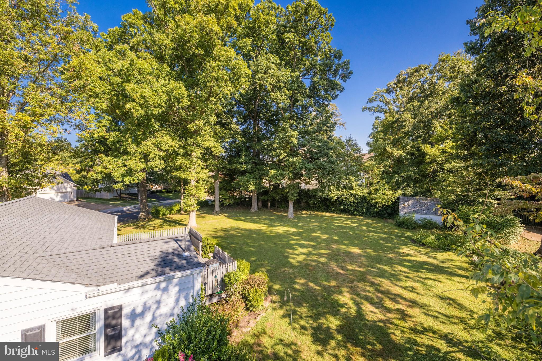 KING CREST - Residential