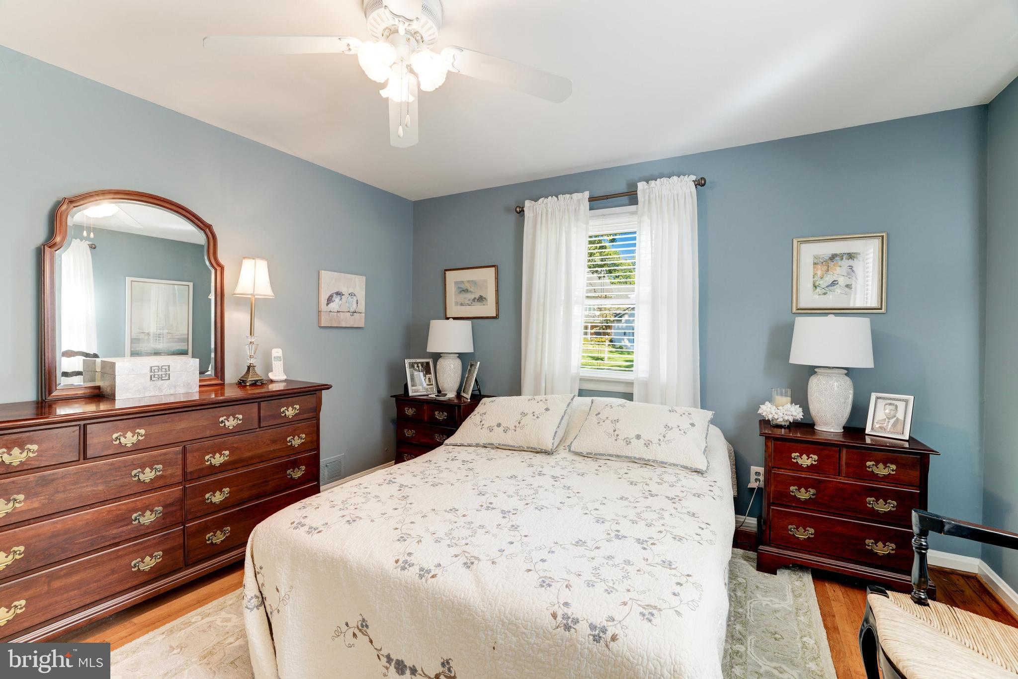 KING CREST - Residential