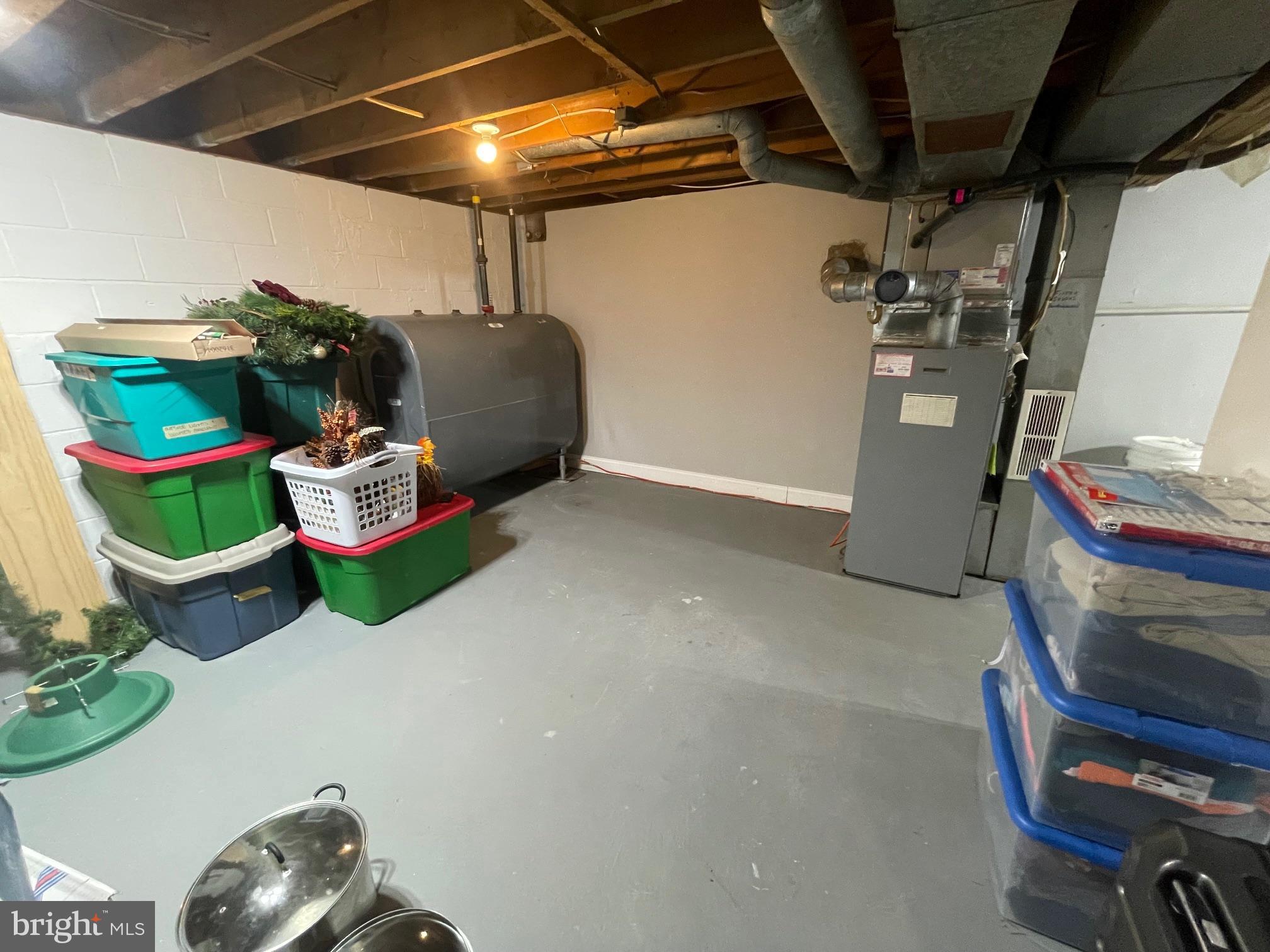 MIFFLIN WOODS - Residential