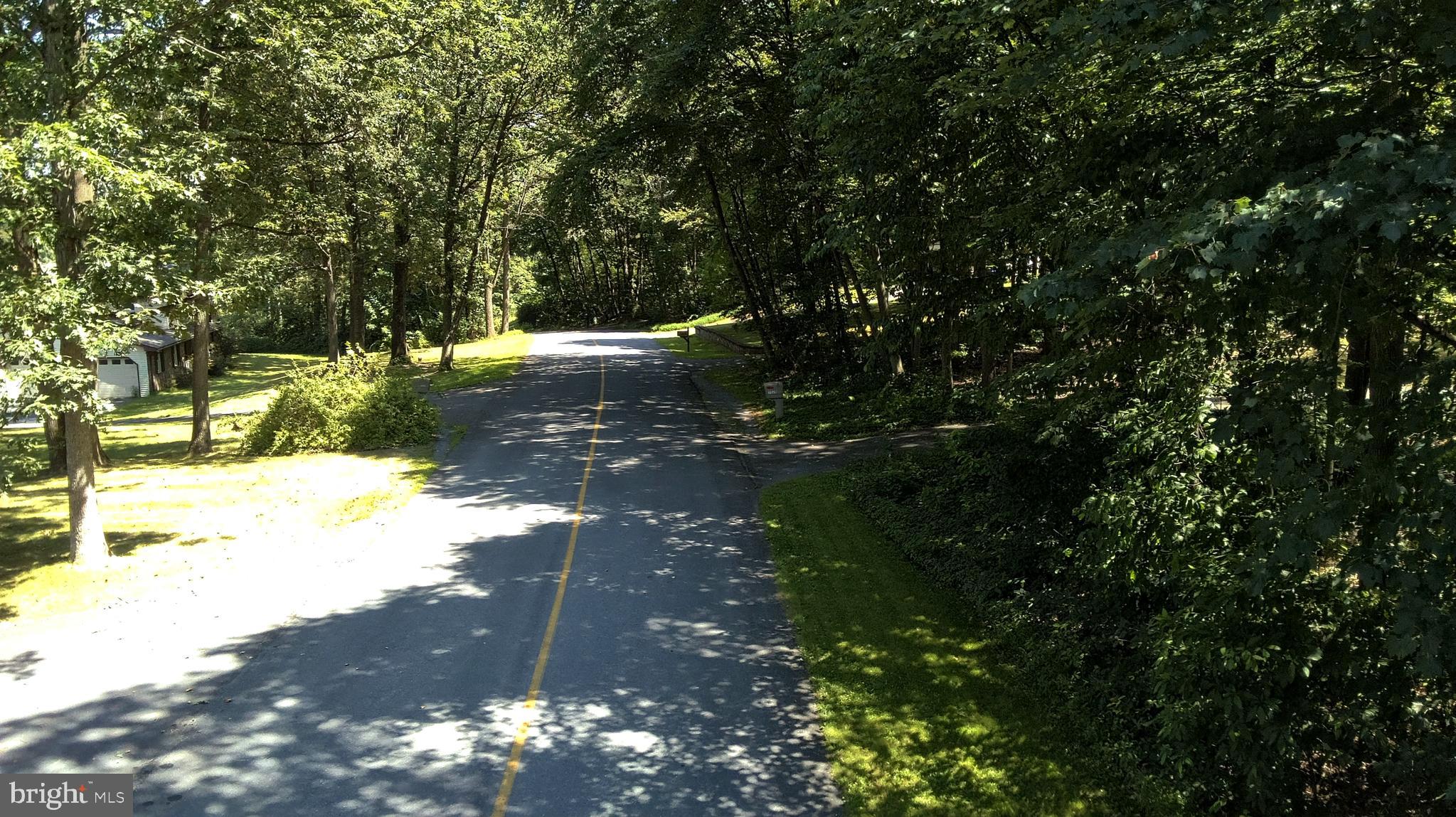 MIFFLIN WOODS - Residential