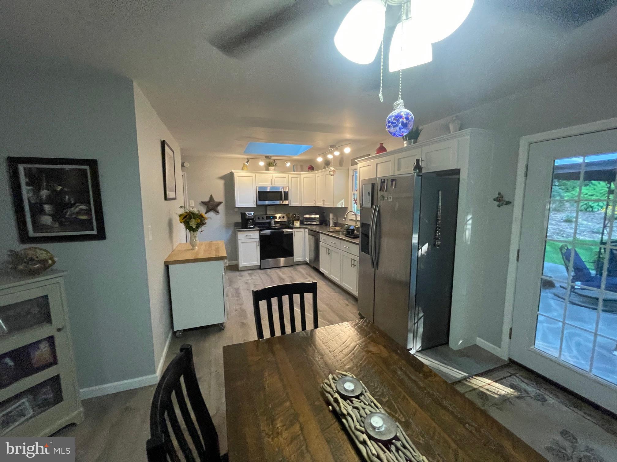 MIFFLIN WOODS - Residential