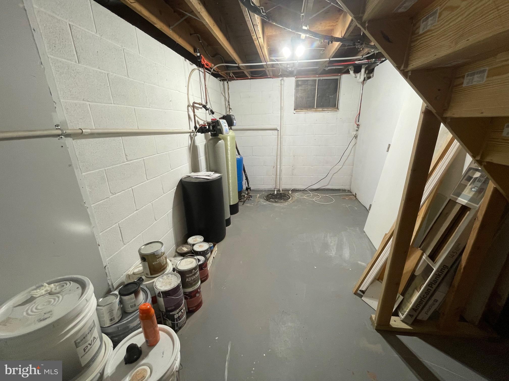 MIFFLIN WOODS - Residential