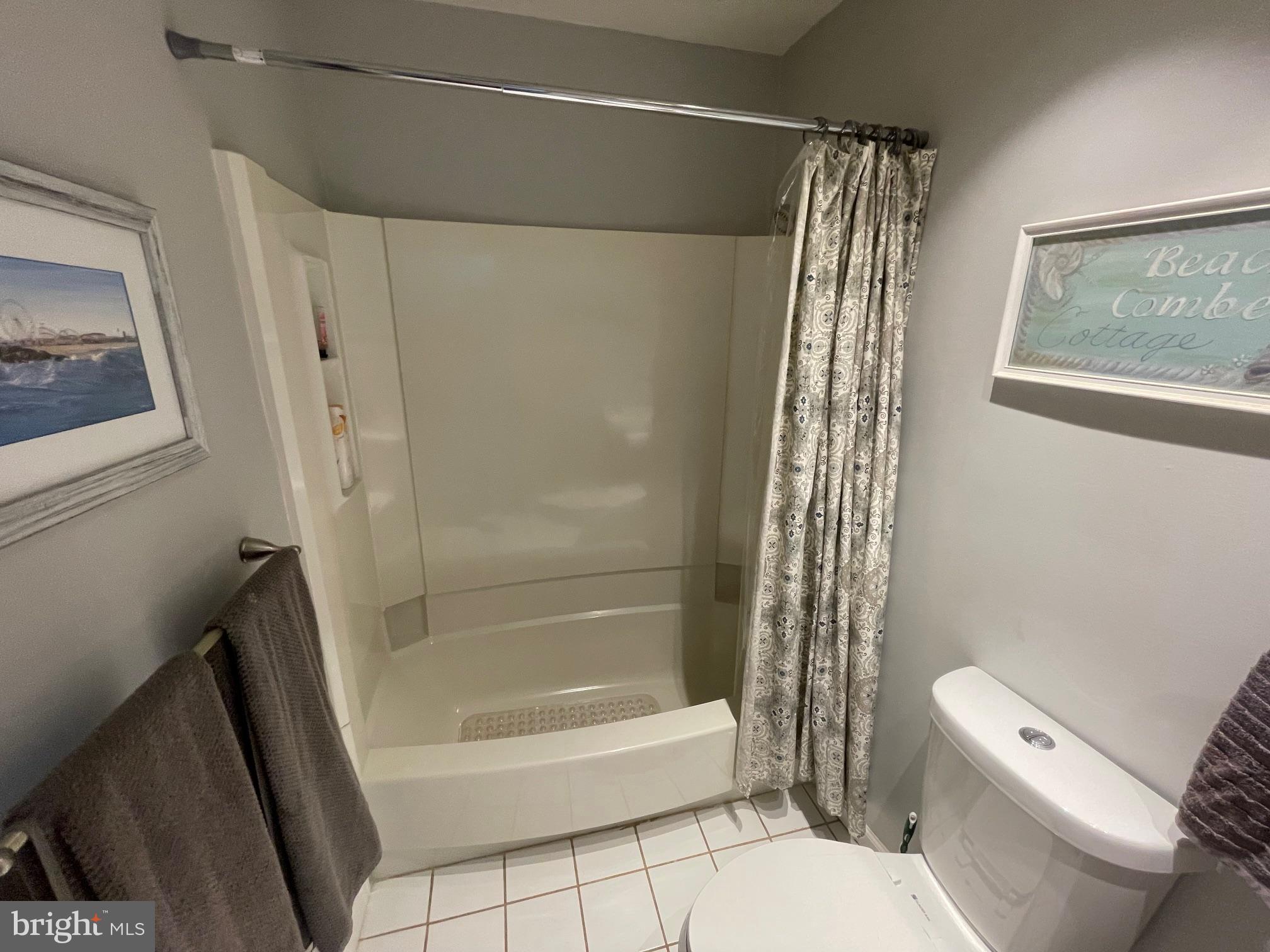 MIFFLIN WOODS - Residential