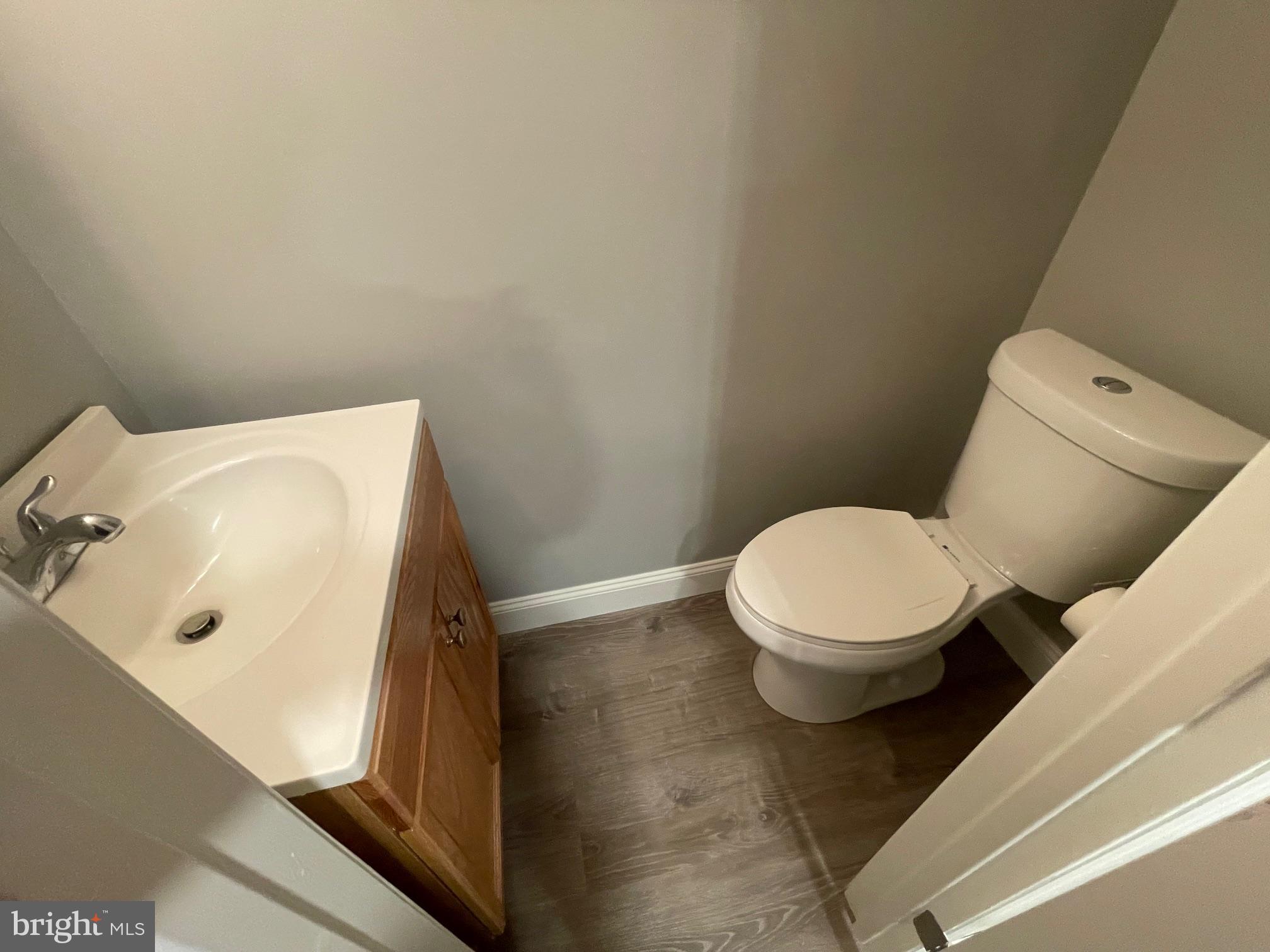 MIFFLIN WOODS - Residential