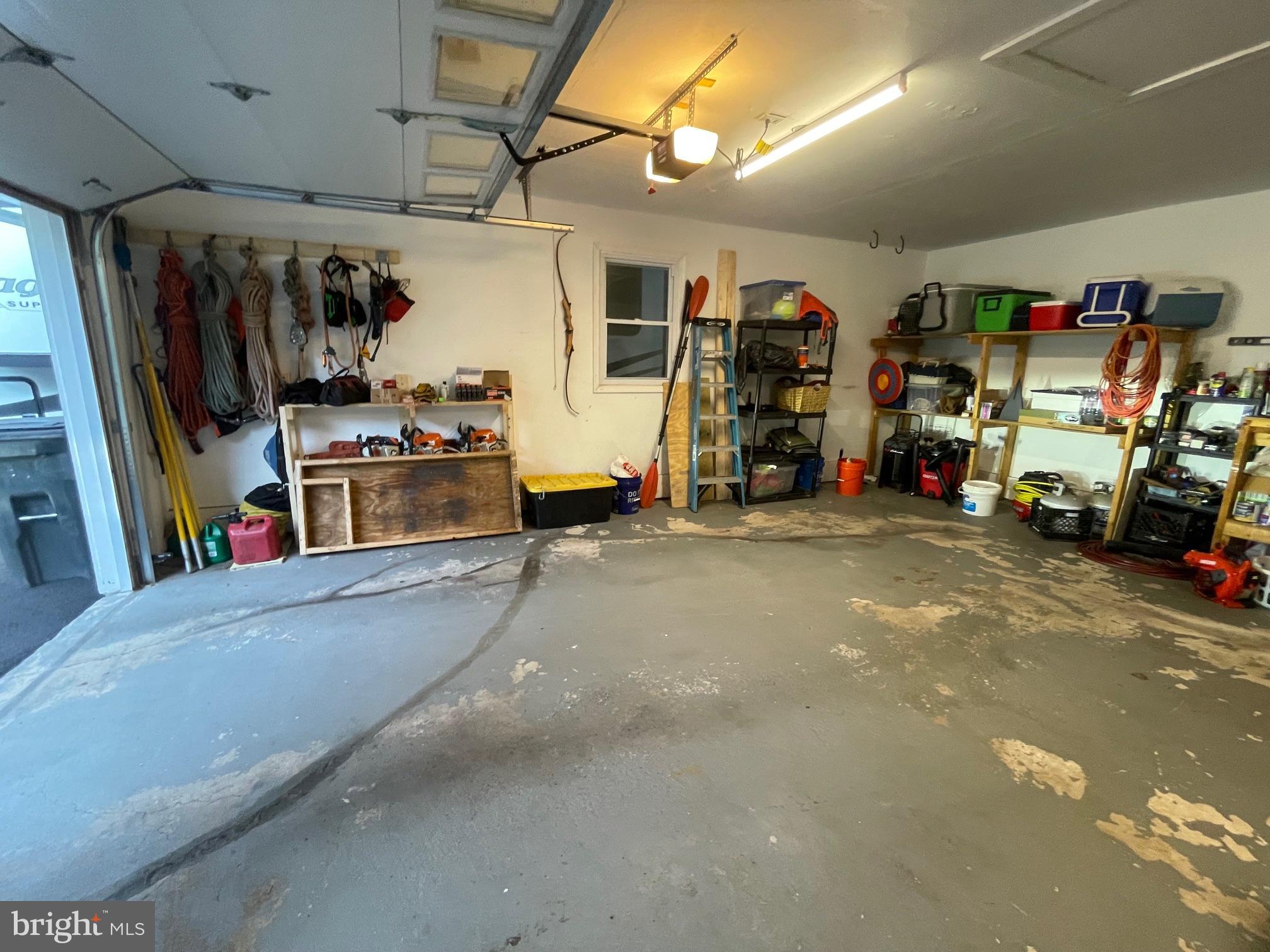 MIFFLIN WOODS - Residential