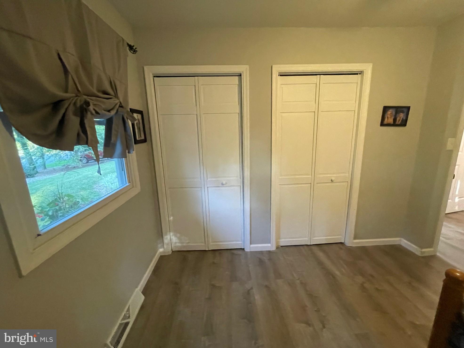 MIFFLIN WOODS - Residential