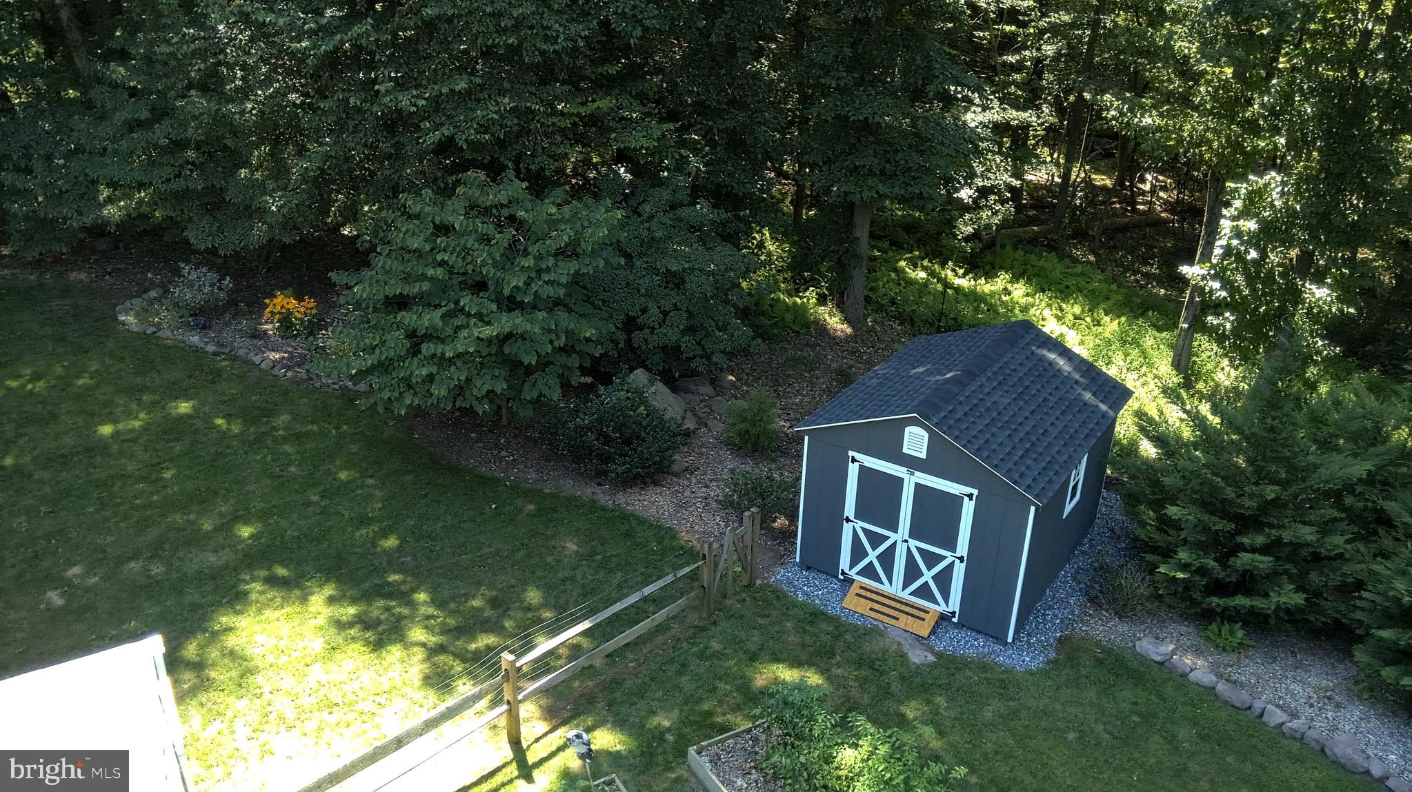 MIFFLIN WOODS - Residential