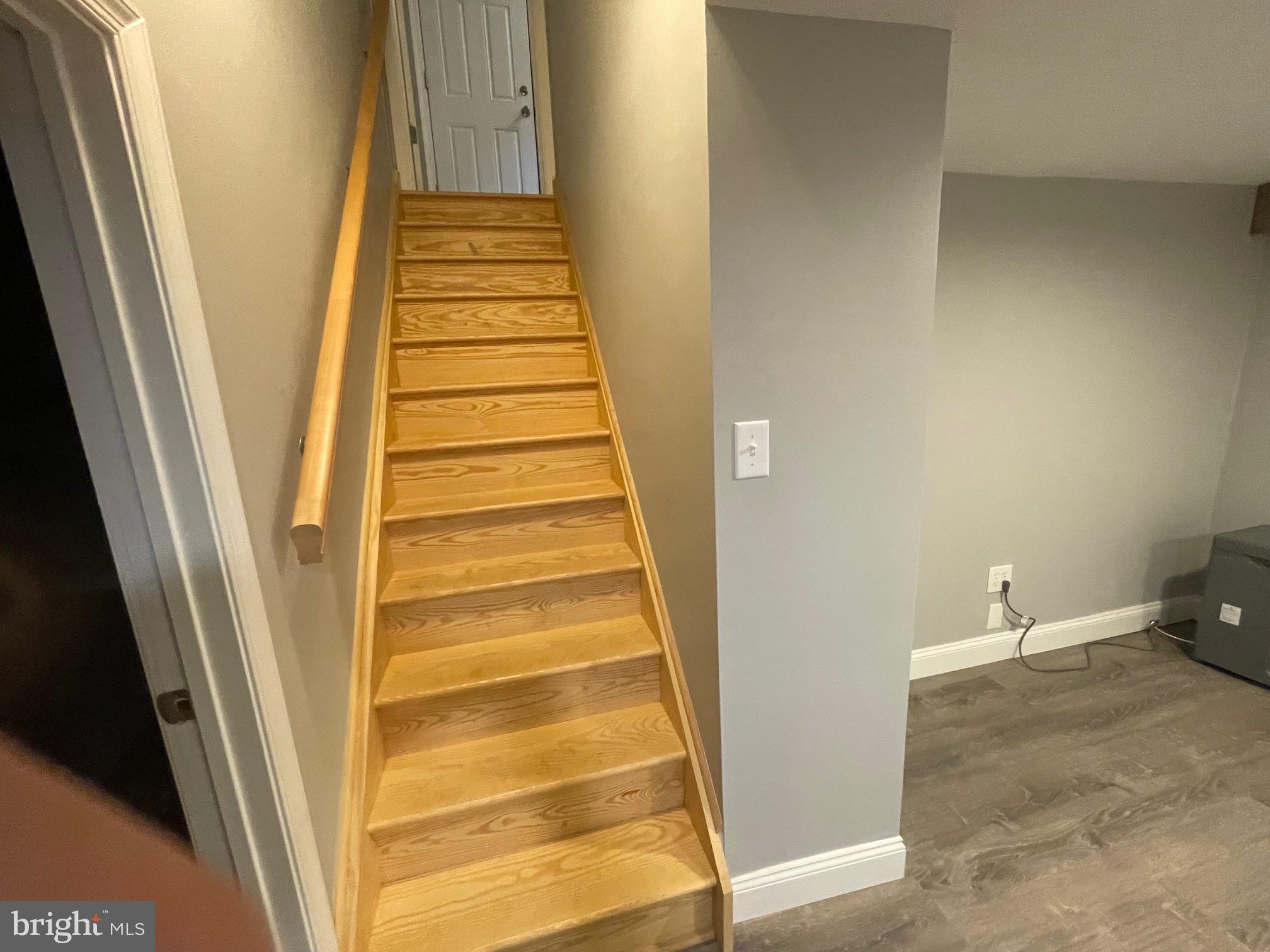 MIFFLIN WOODS - Residential