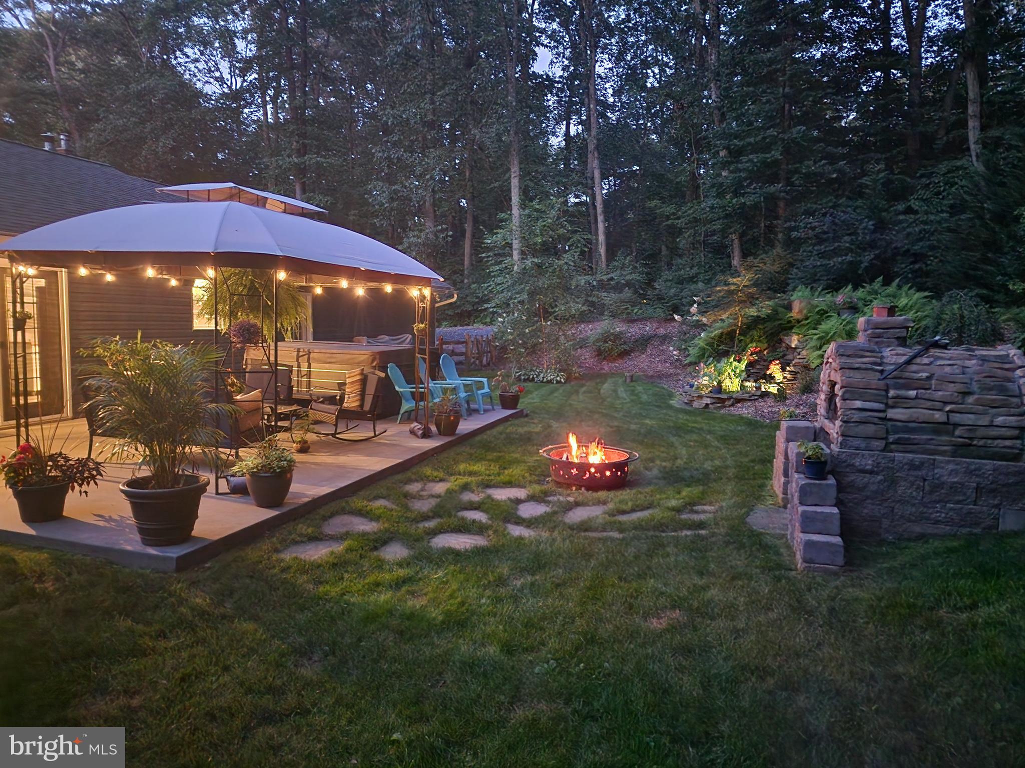 MIFFLIN WOODS - Residential