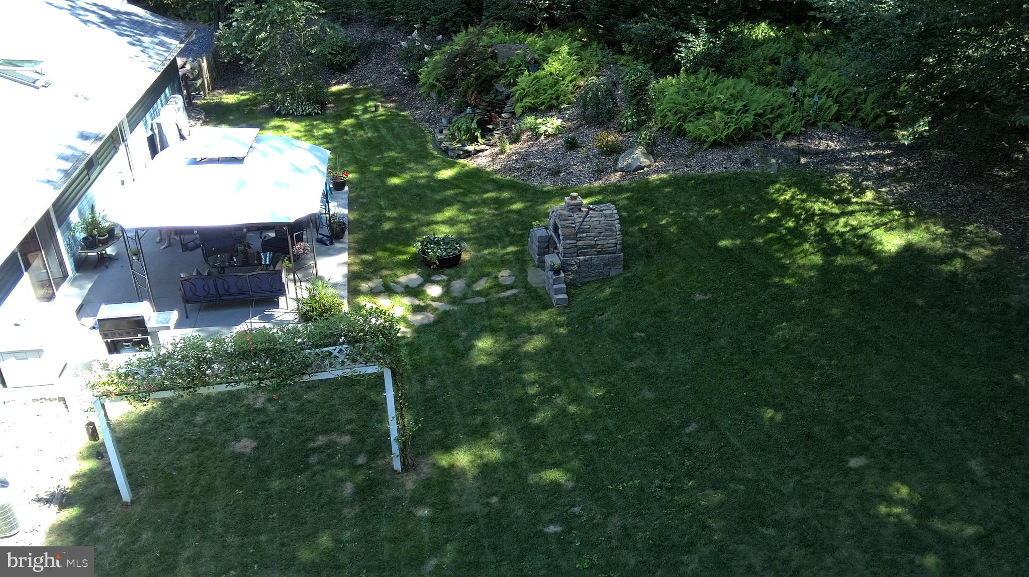 MIFFLIN WOODS - Residential