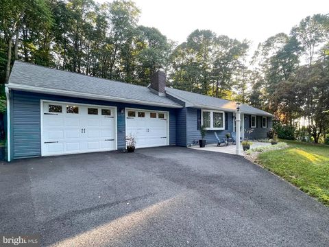 5018 MIFFLIN DRIVE MOHNTON PA 19540