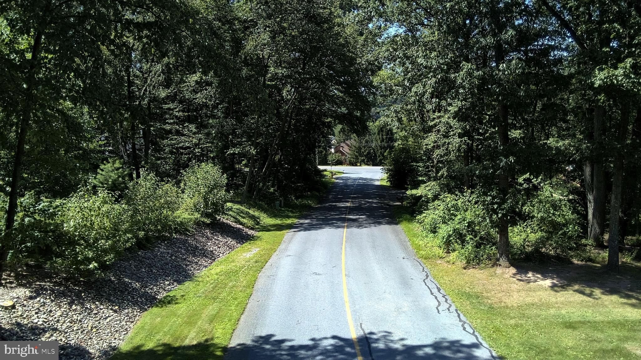 MIFFLIN WOODS - Residential