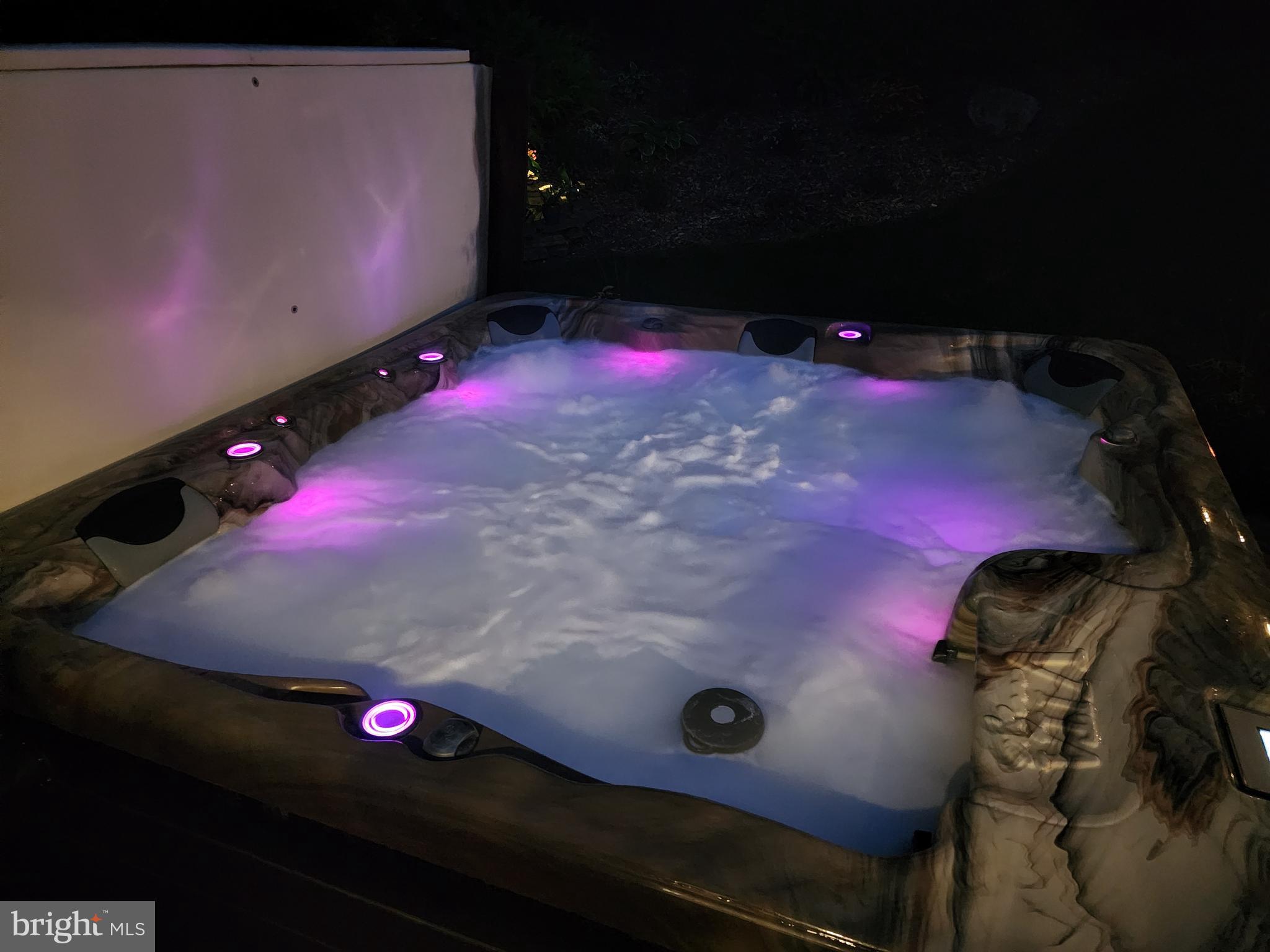 MIFFLIN WOODS - Residential