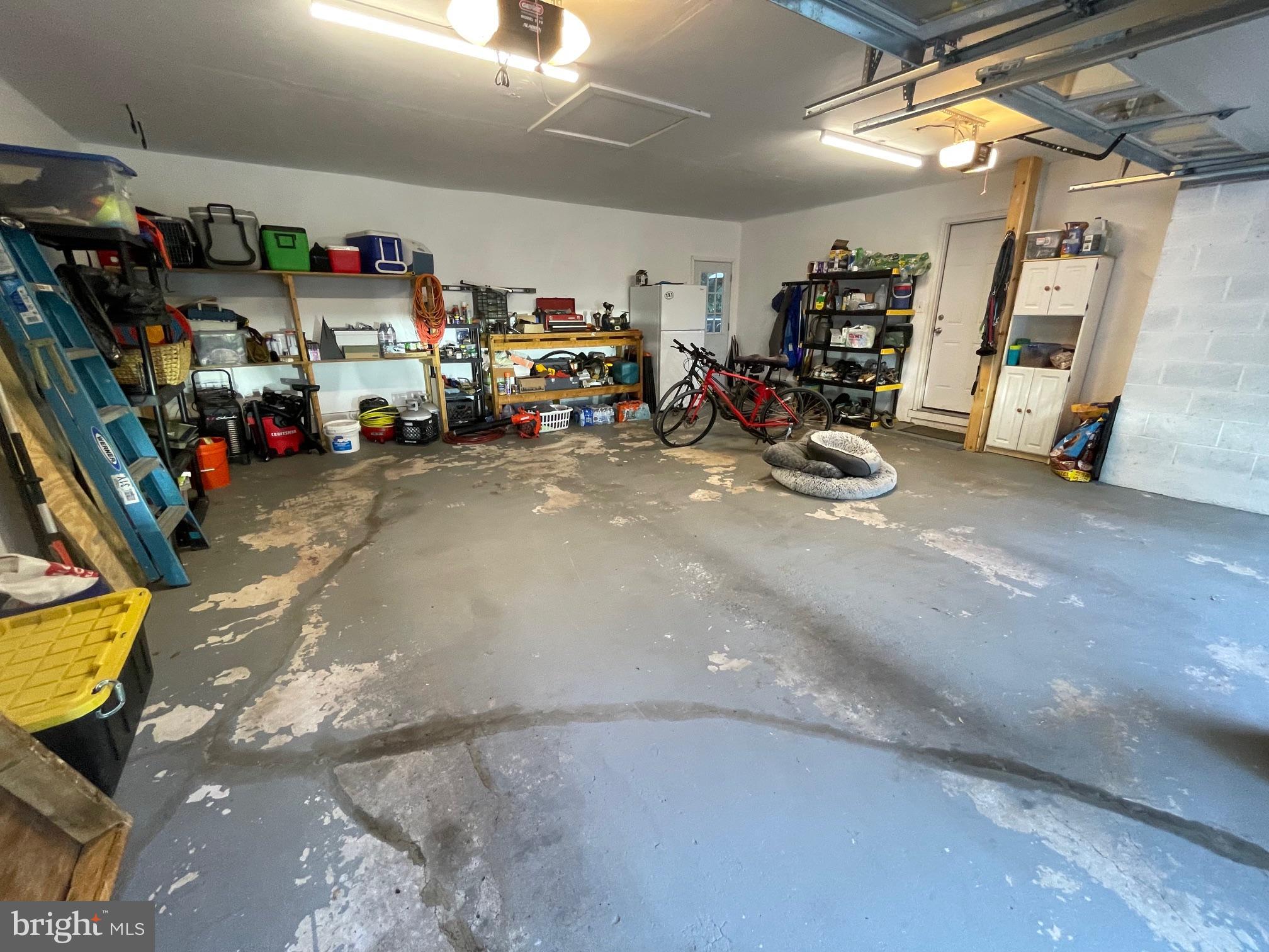 MIFFLIN WOODS - Residential