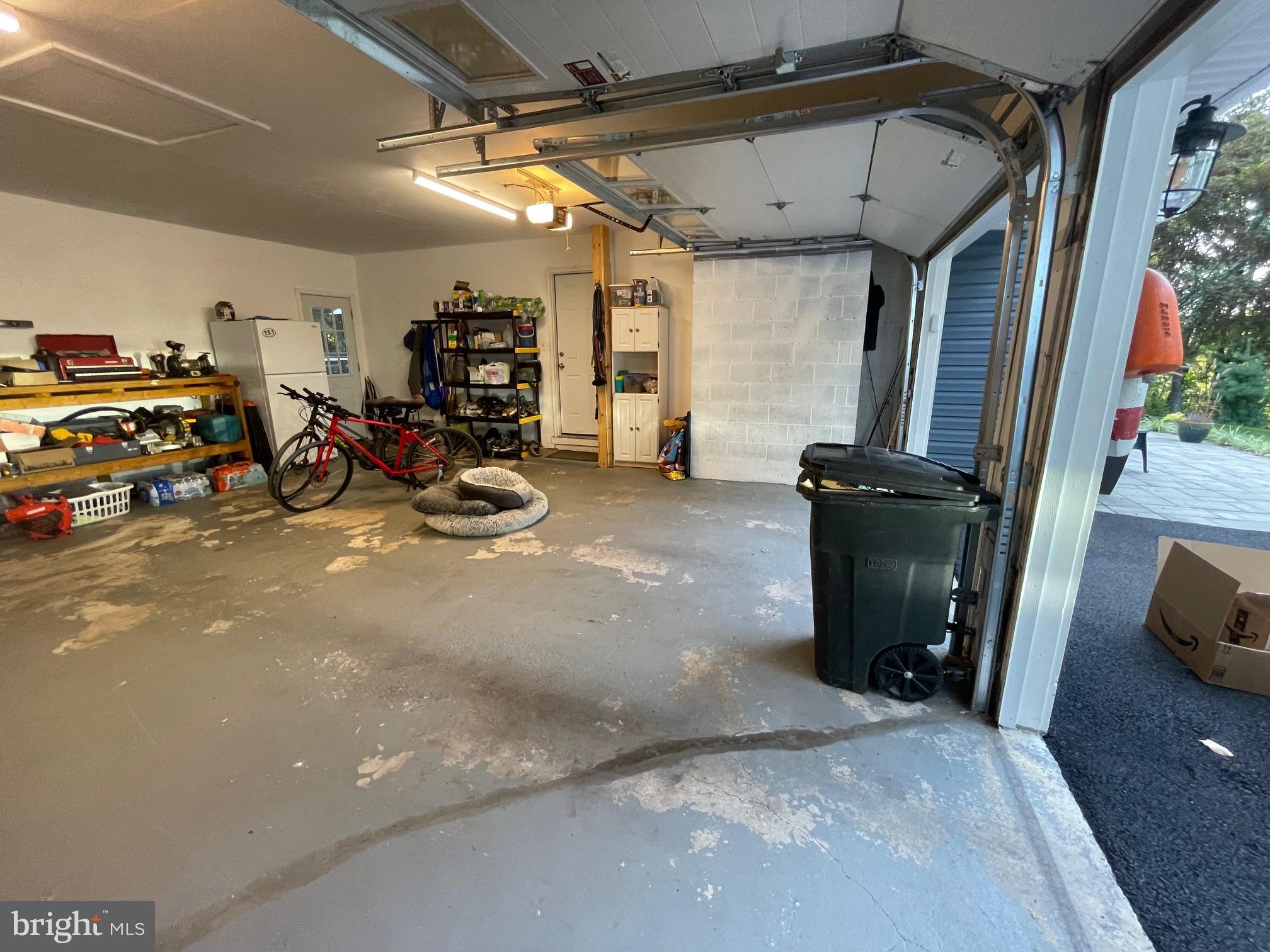 MIFFLIN WOODS - Residential