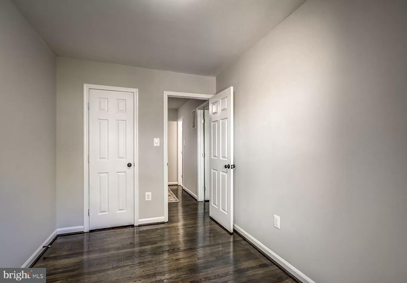 DALE CITY - Residential Lease