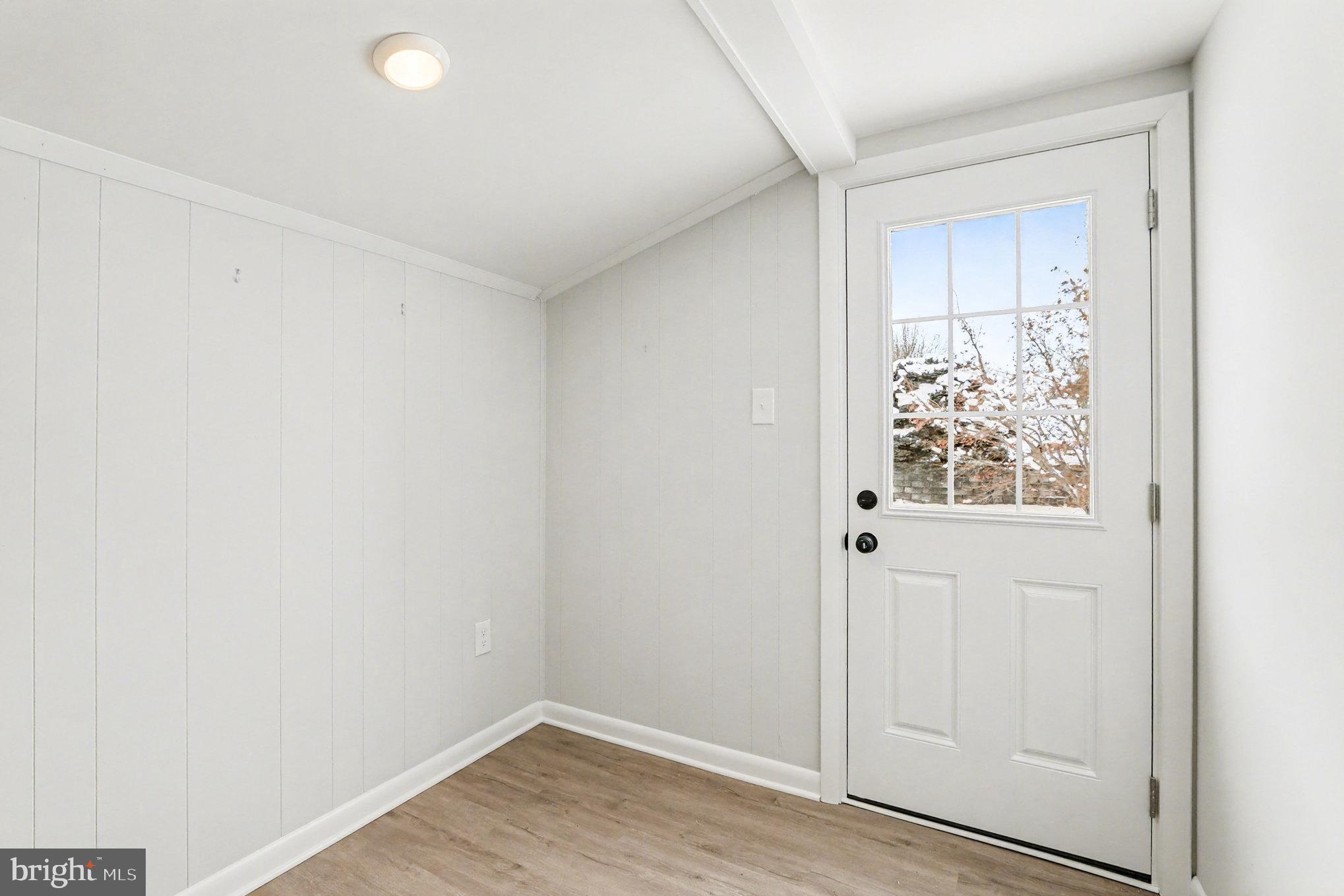 HOWARD PARK - Residential Lease