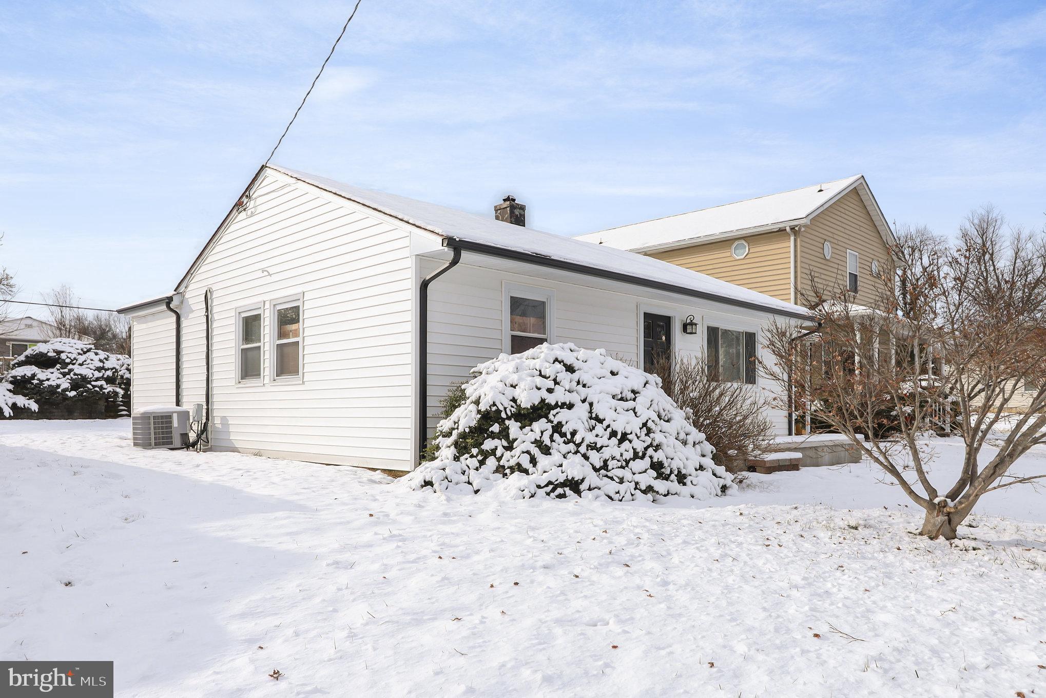 HOWARD PARK - Residential Lease