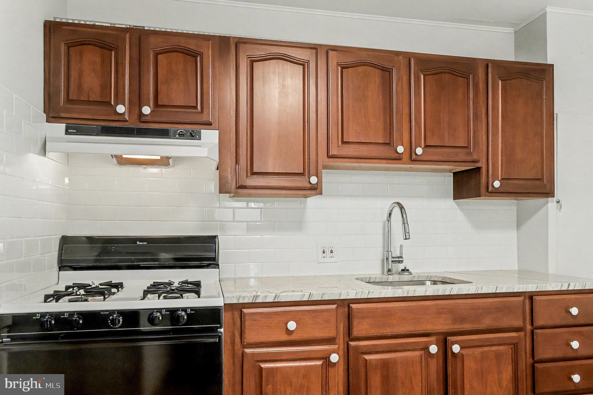 HOWARD PARK - Residential Lease