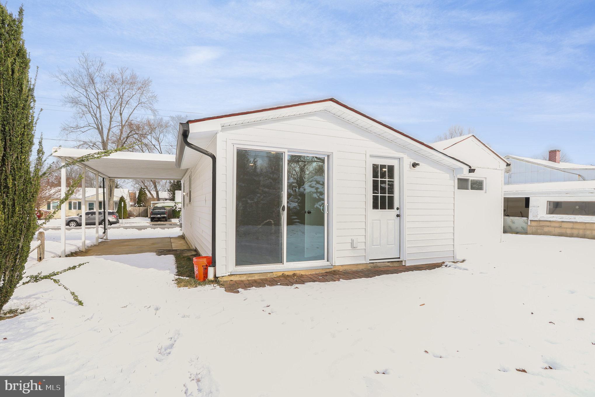 HOWARD PARK - Residential Lease