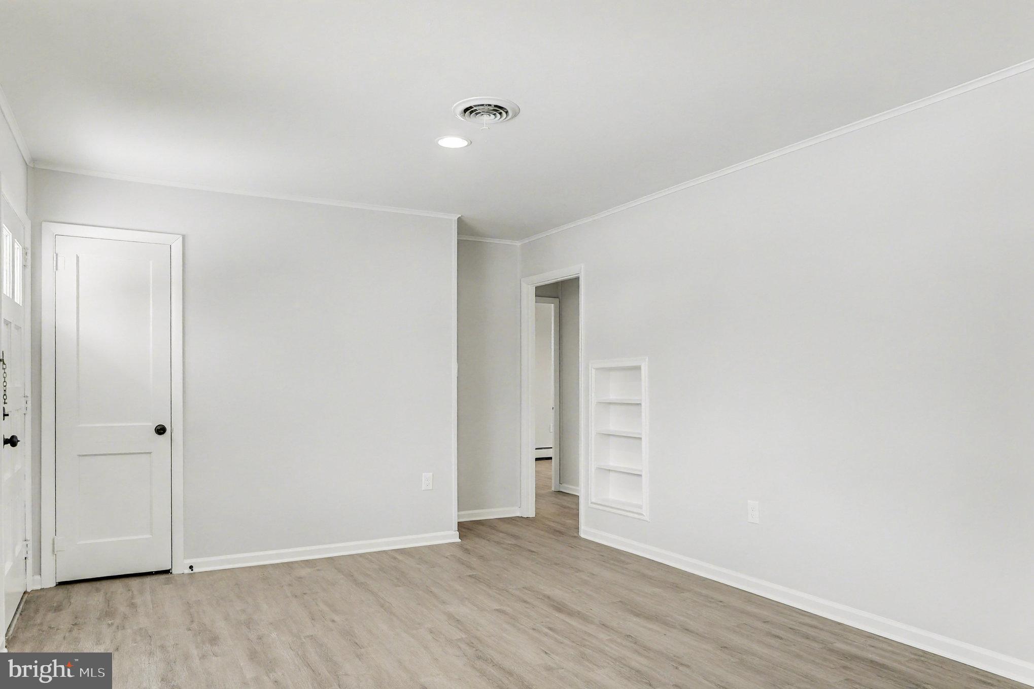 HOWARD PARK - Residential Lease