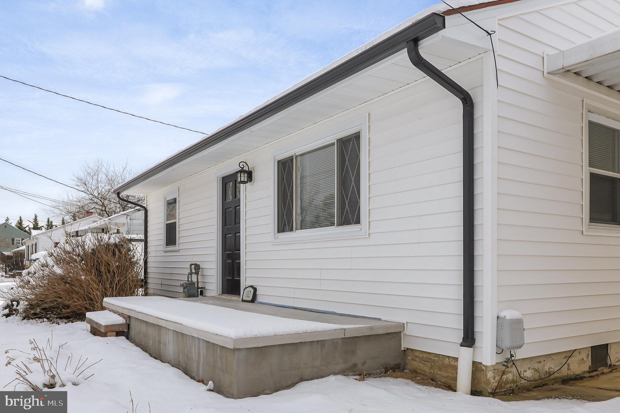 HOWARD PARK - Residential Lease