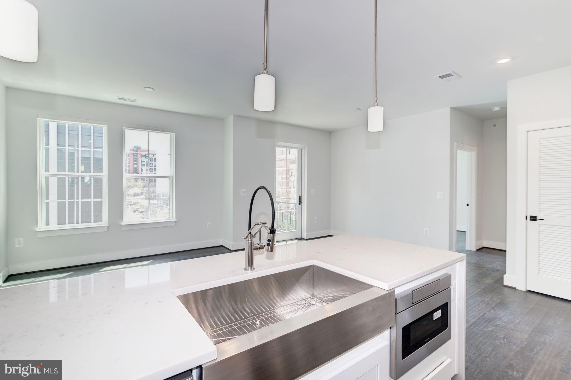 ARLINGTON - Residential Lease