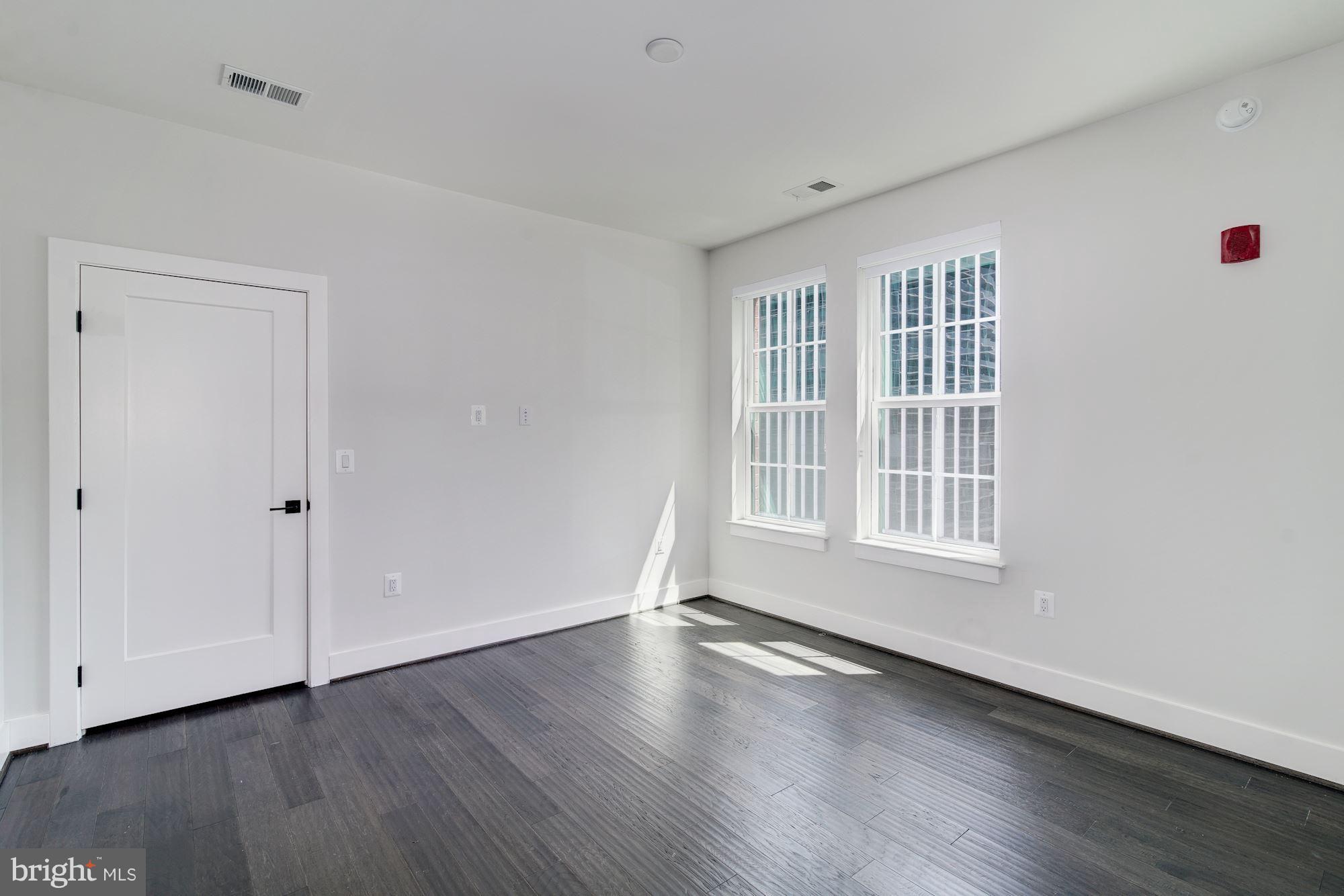 ARLINGTON - Residential Lease