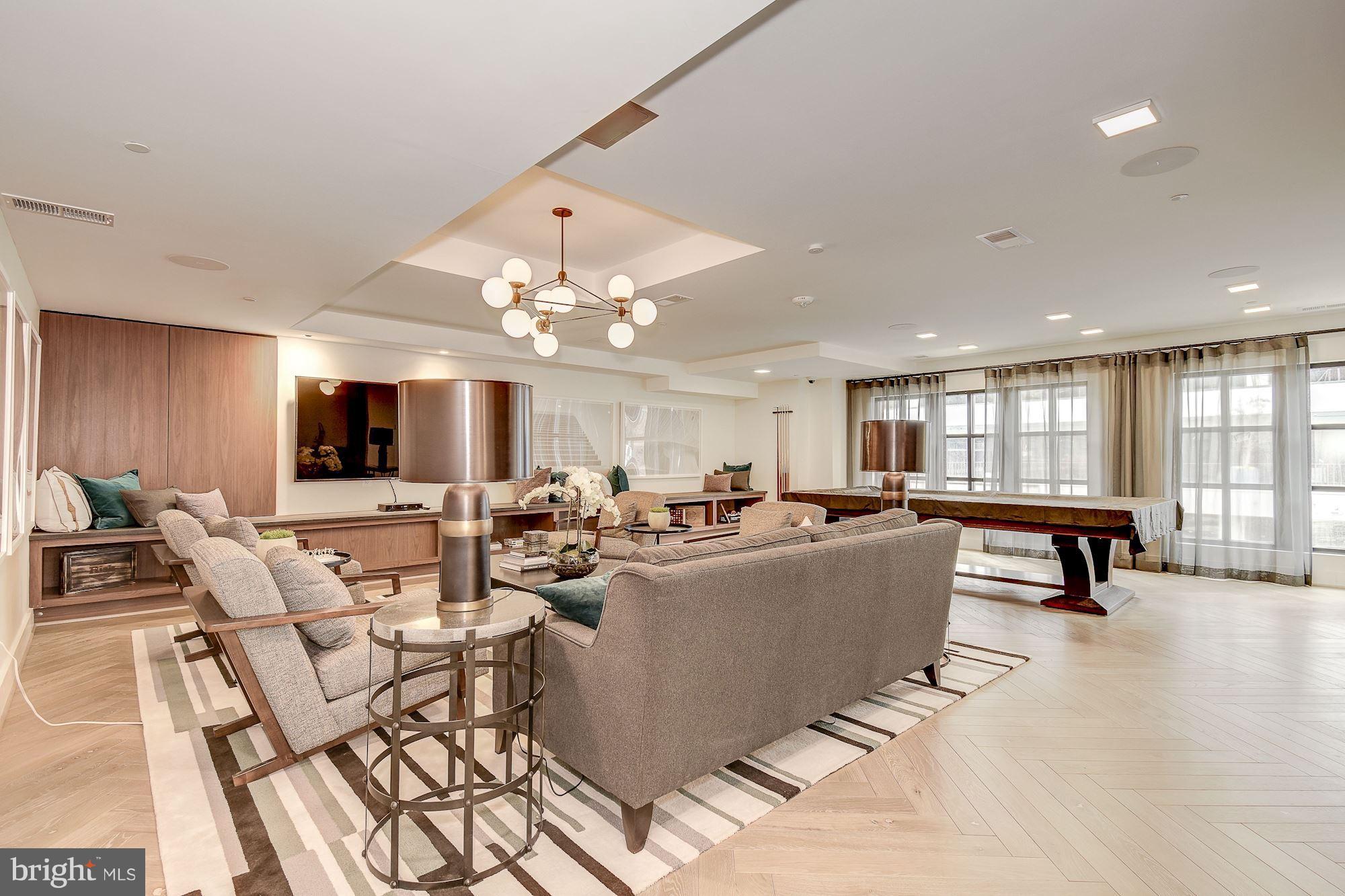 ARLINGTON - Residential Lease