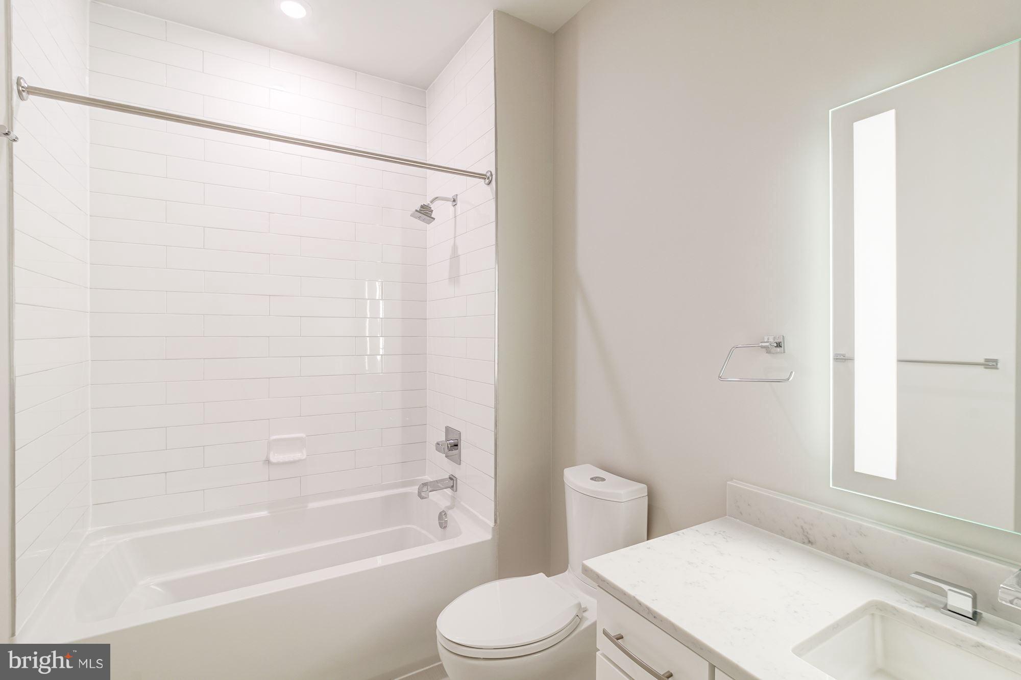 ARLINGTON - Residential Lease