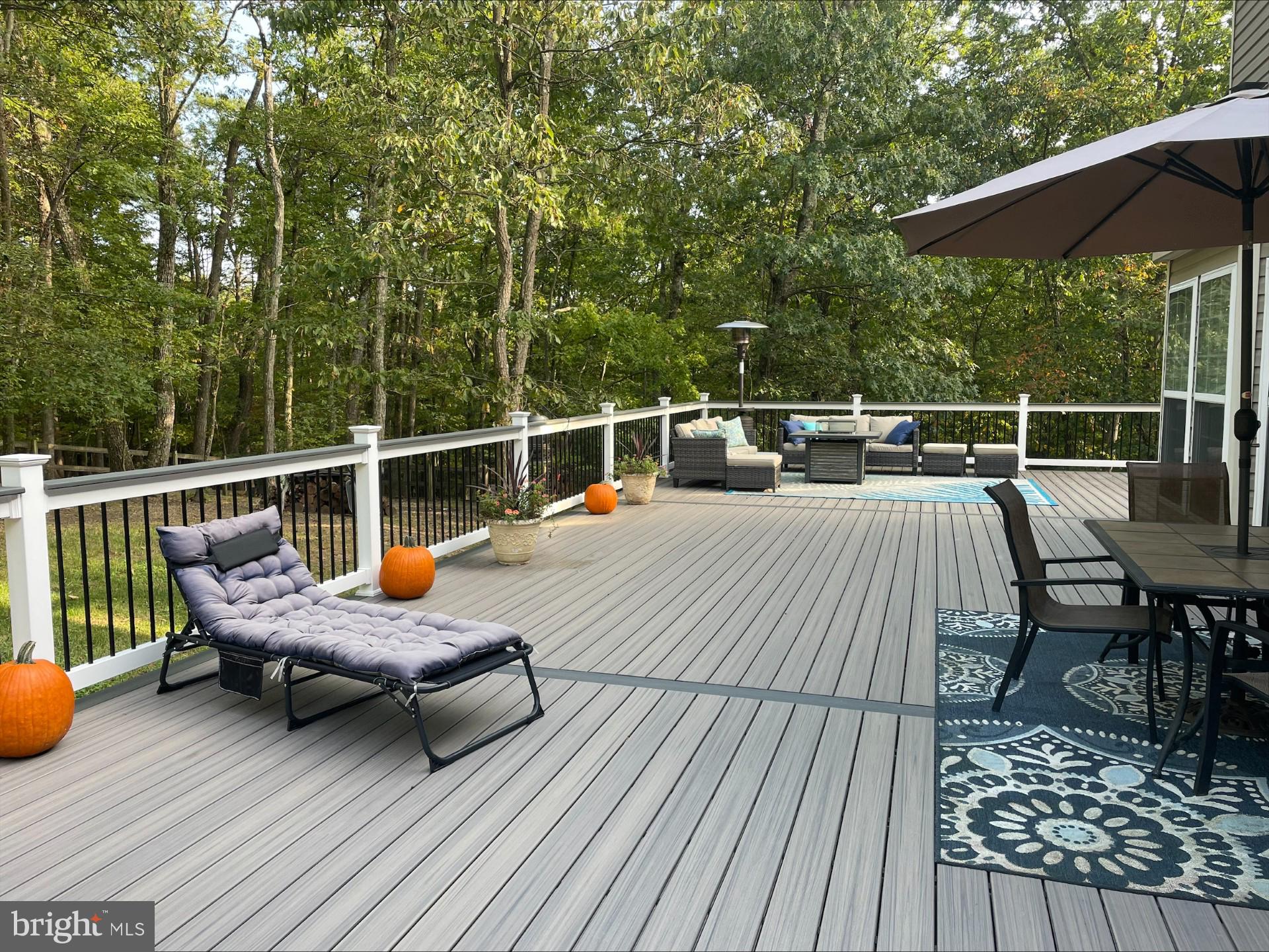 SHERWOOD FOREST - Residential