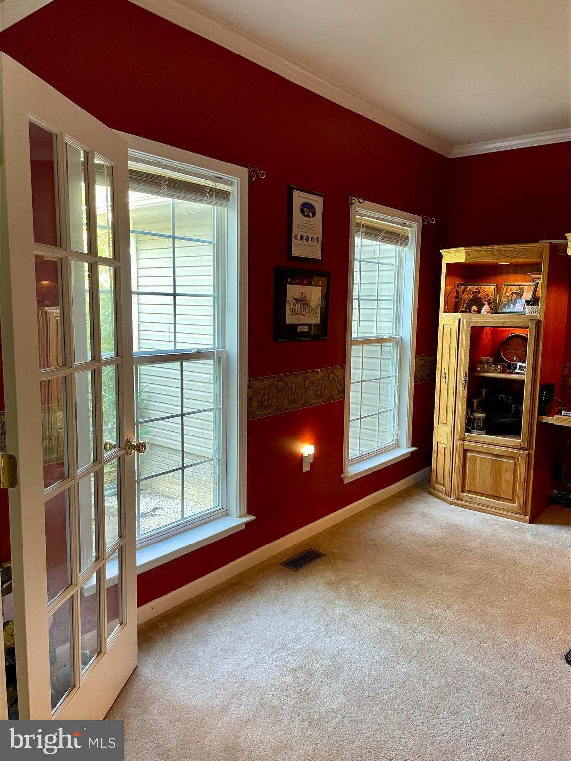 SHERWOOD FOREST - Residential