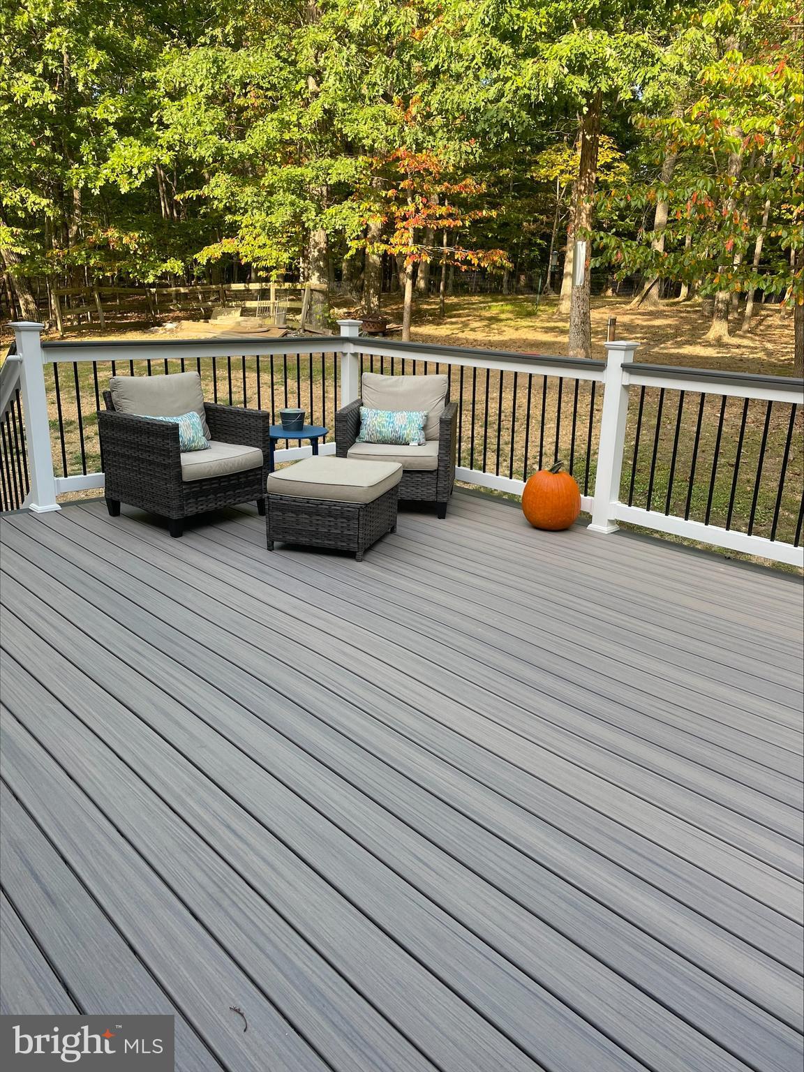 SHERWOOD FOREST - Residential