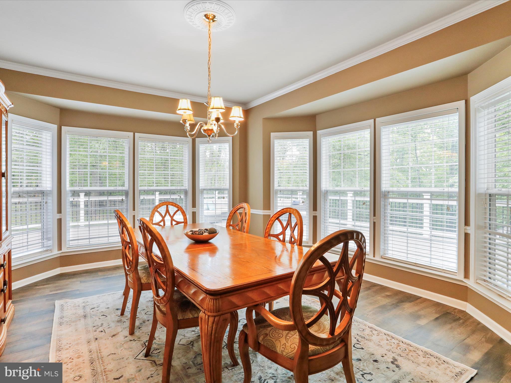 SHERWOOD FOREST - Residential