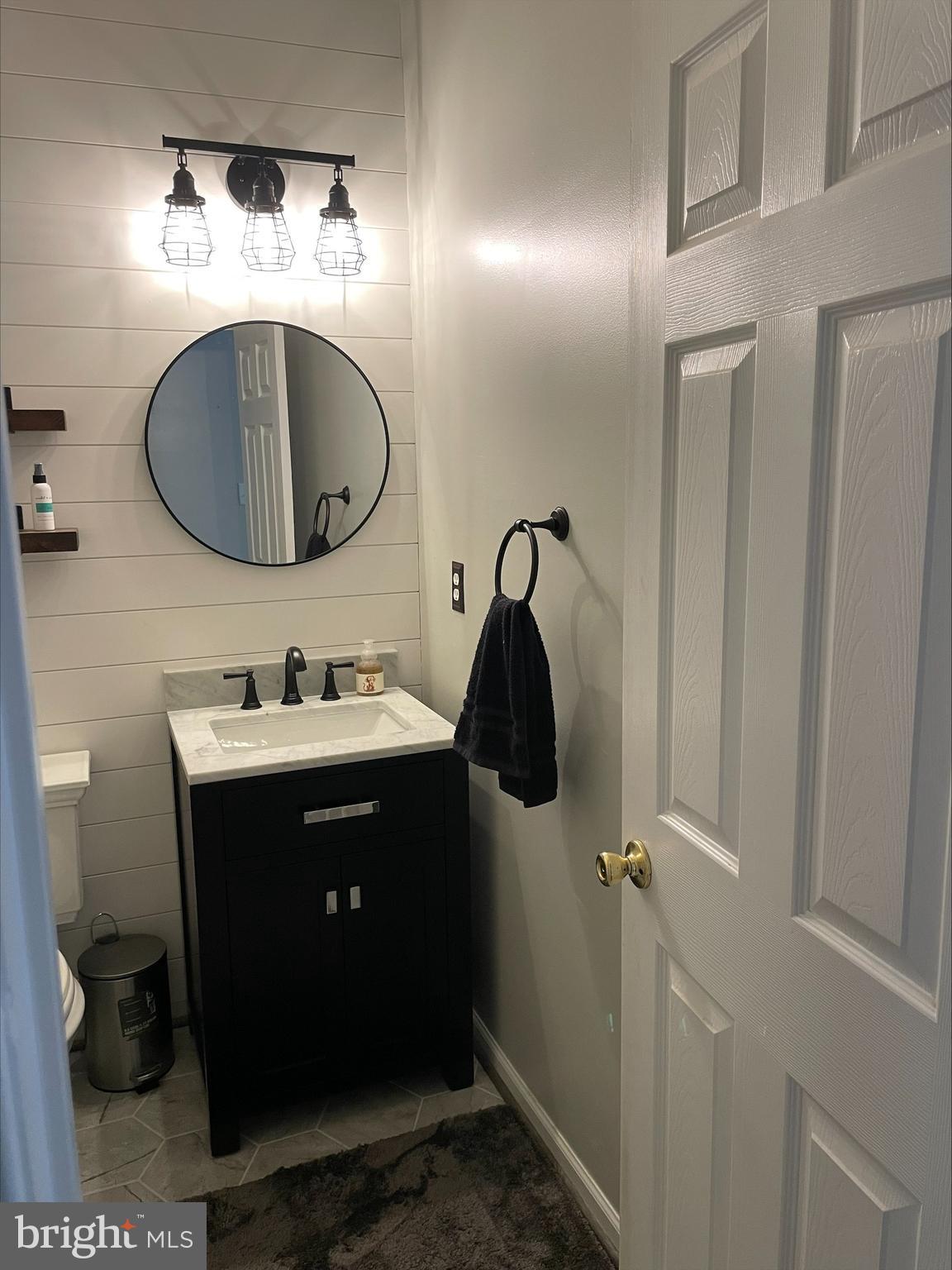 SHERWOOD FOREST - Residential