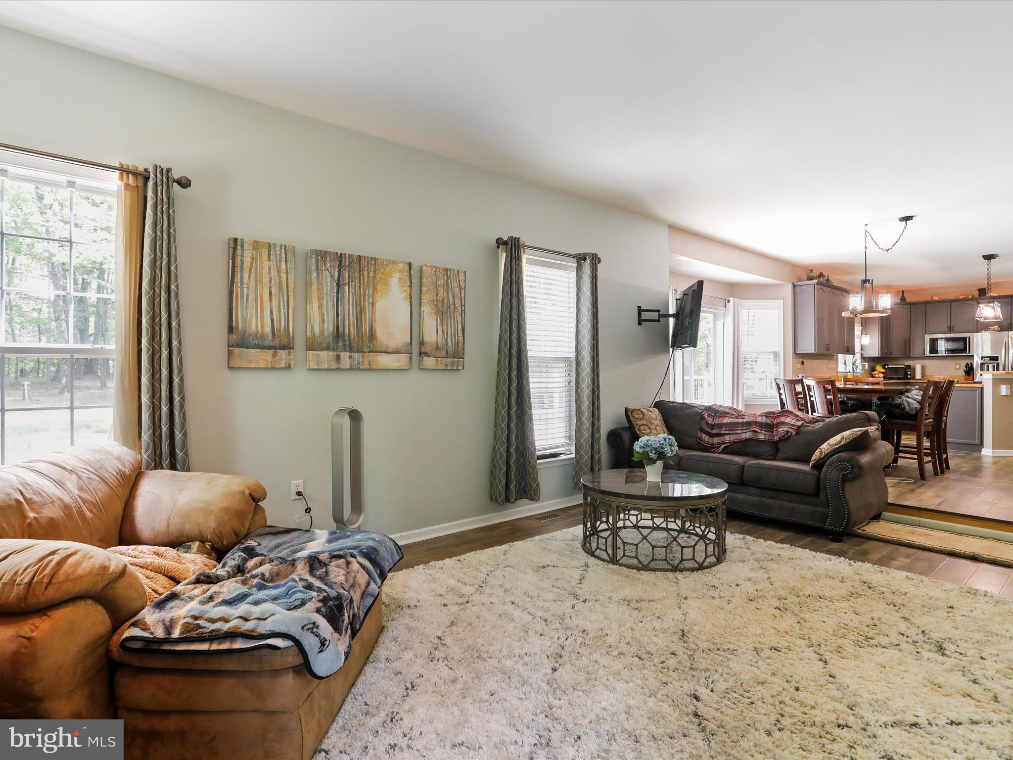 SHERWOOD FOREST - Residential