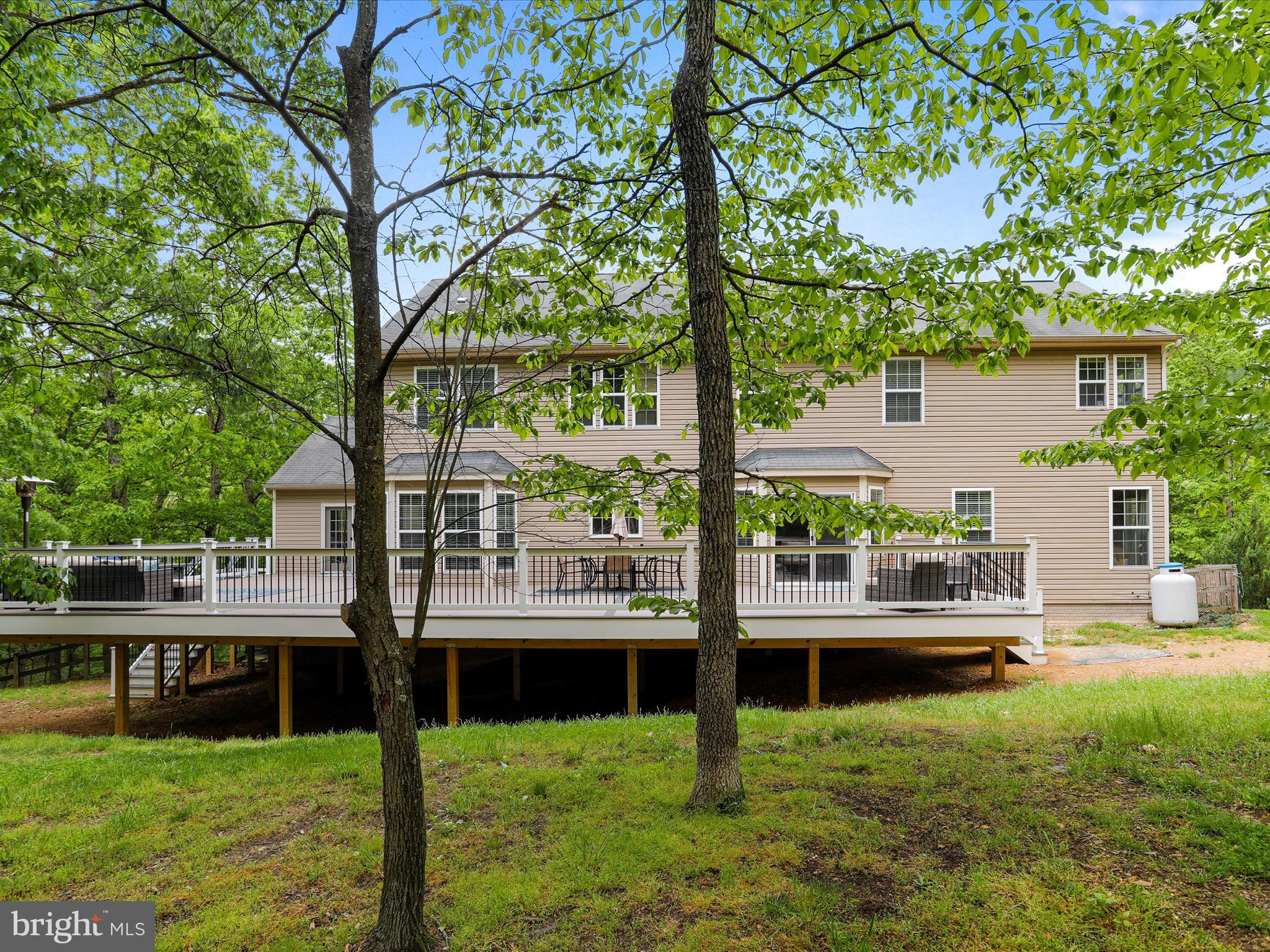 SHERWOOD FOREST - Residential