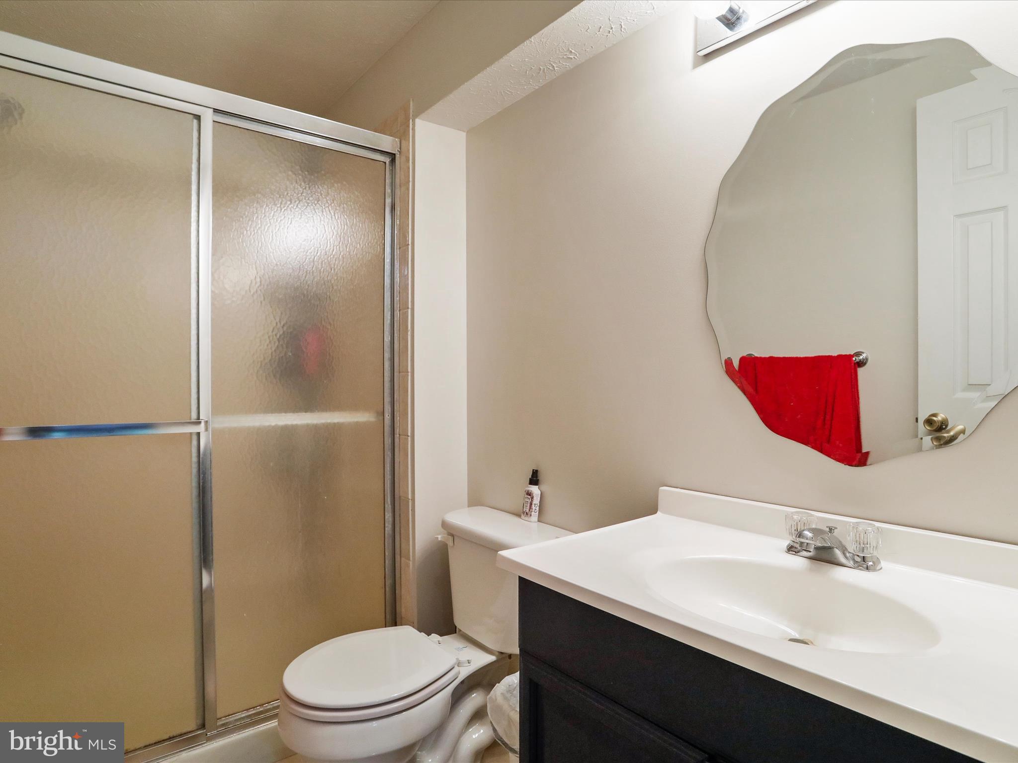 SHERWOOD FOREST - Residential